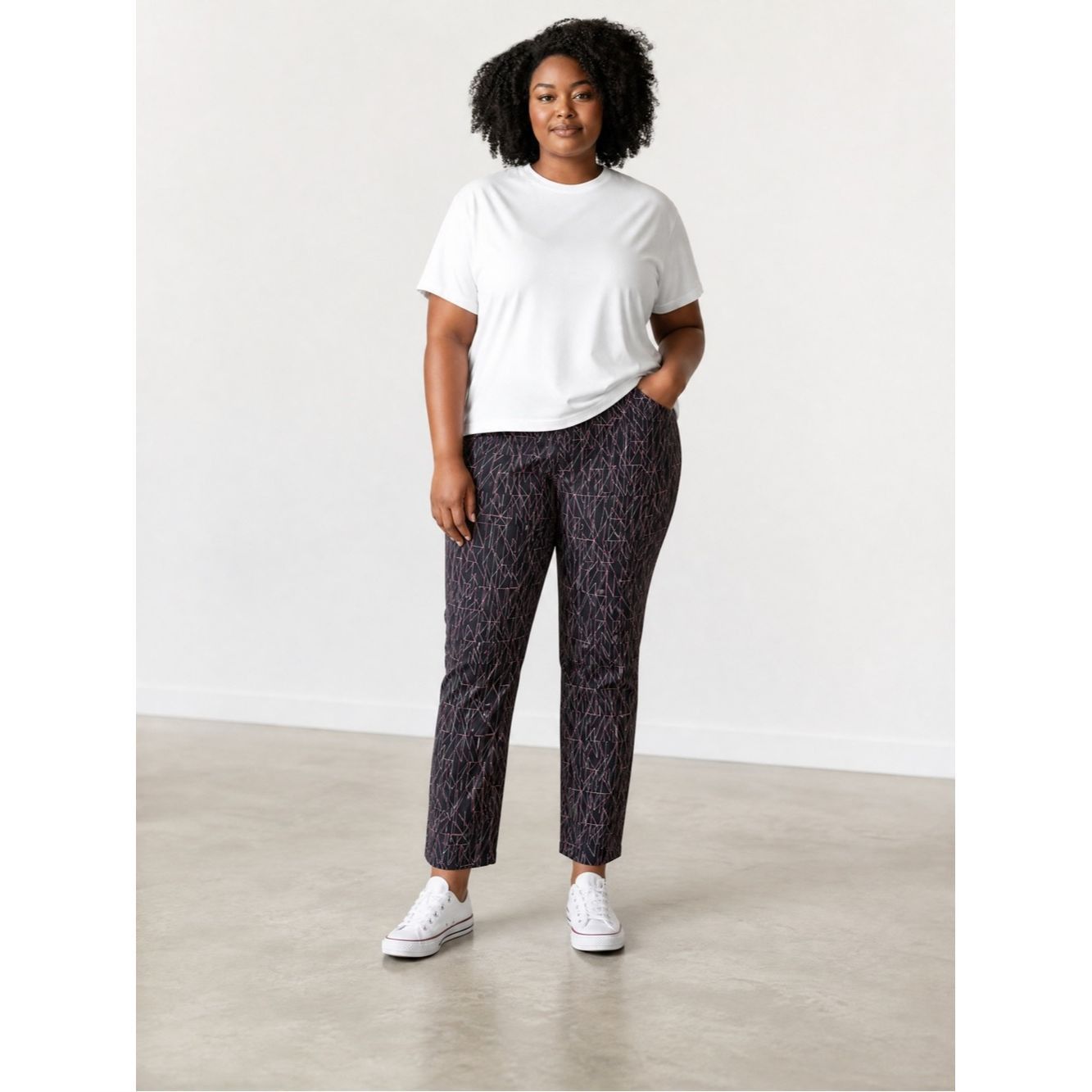 Alfani NWT New Alfani Straight Leg Black Graphic Lines Print Pant Size 42" / US 20 - 1 Thumbnail