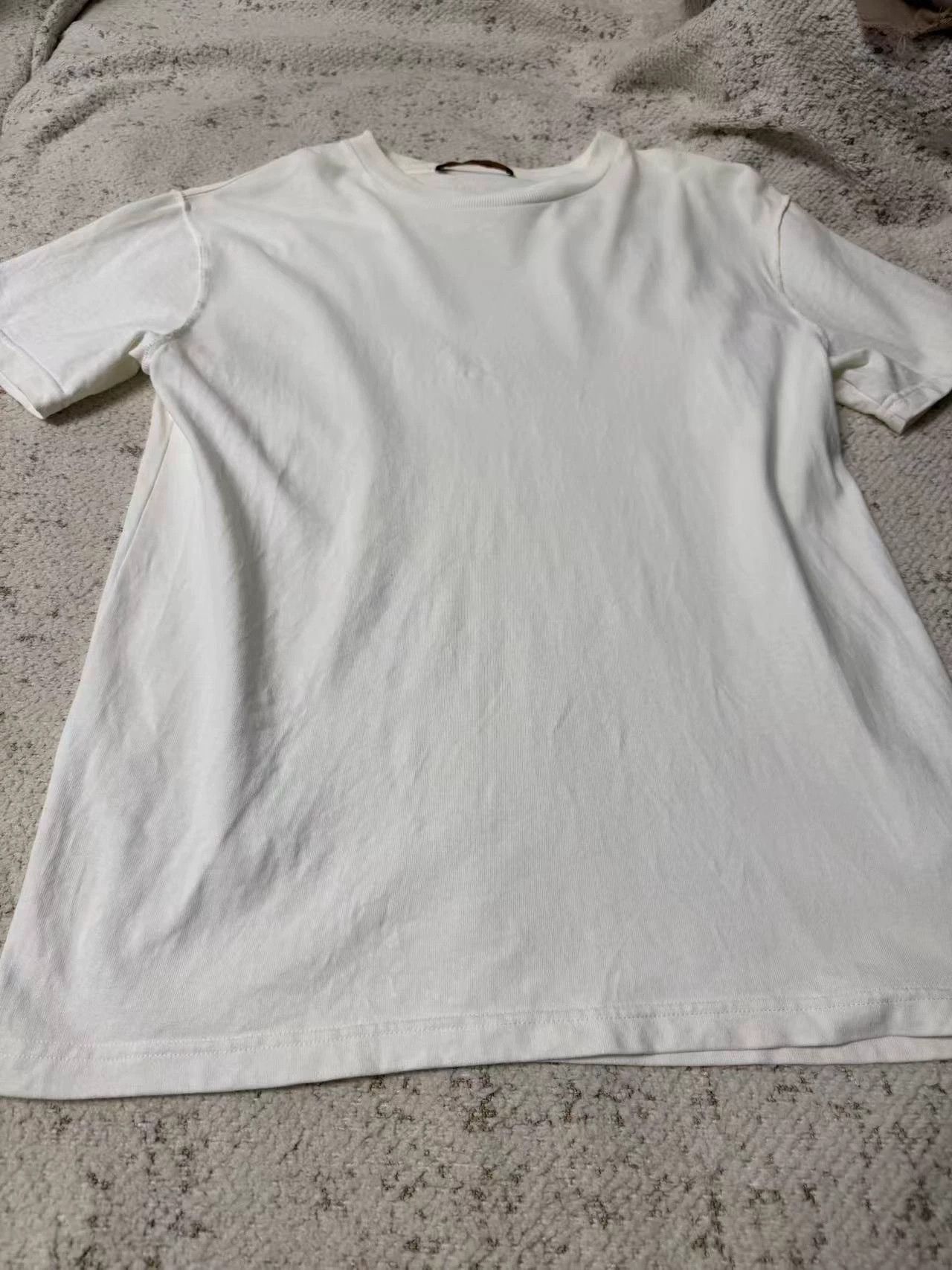 Louis Vuitton LV Authentic Short Sleeve T-Shirt Size US S / EU 44-46 / 1 - 2 Thumbnail