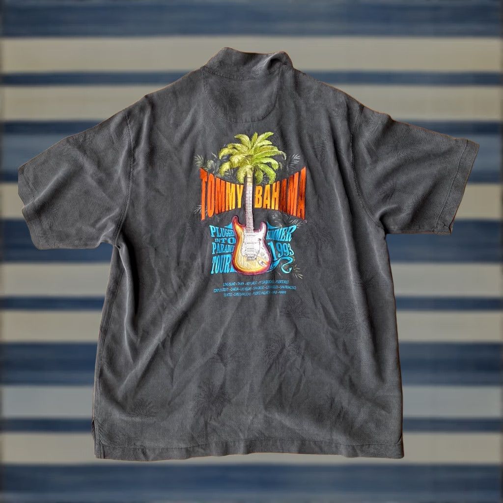 Tommy Bahama Tommy Bahama Hawaiian Shirt XL Silk Embroidered Black Button-Up Palm Trees Tour Embroidered Logo Vintage: No Men Short Sleeve Size US XL / EU 56 / 4 - 1 Thumbnail