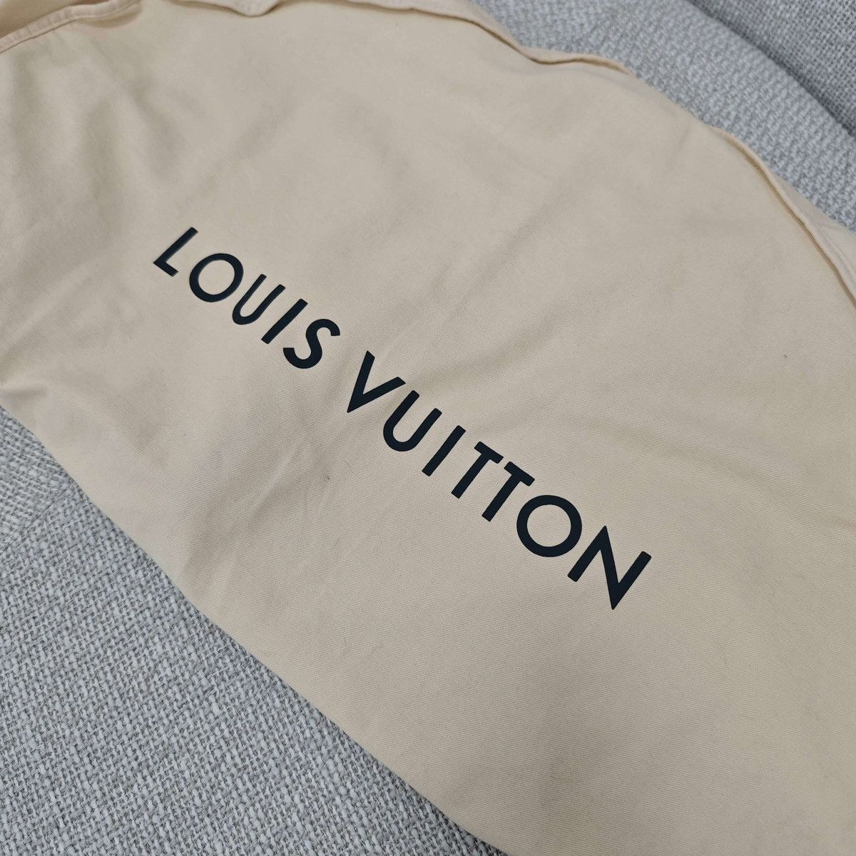 Louis Vuitton Made-to-Order Crystal-Embellished Monogram Denim Shirt Size US S / EU 44-46 / 1 - 7 Thumbnail