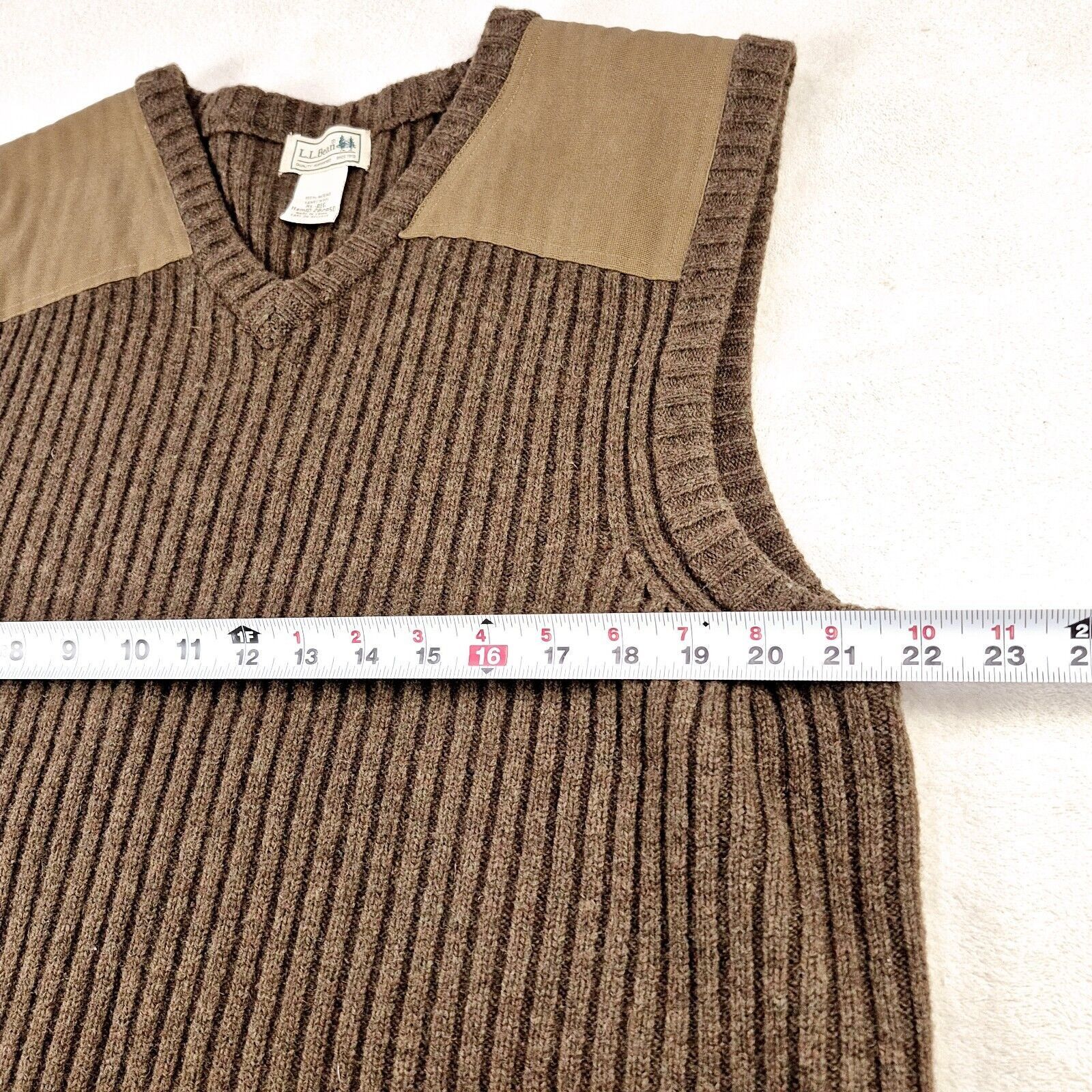 L.L. Bean LL Bean Mens Hunting Merino Wool Ribbed Knit Sweater XL Vest Size US XL / EU 56 / 4 - 3 Thumbnail