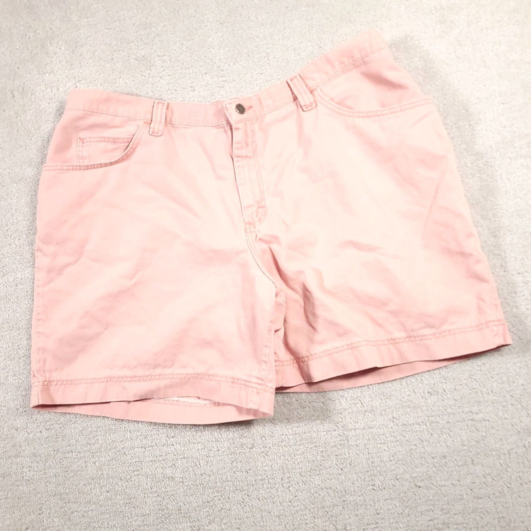 Lee VINTAGE Lee Riders Shorts Women's 22W M Pink Denim High-Rise Mom Denim Groovy 90s Boyfriend Style Womens Size 40" / US 18 - 2 Thumbnail