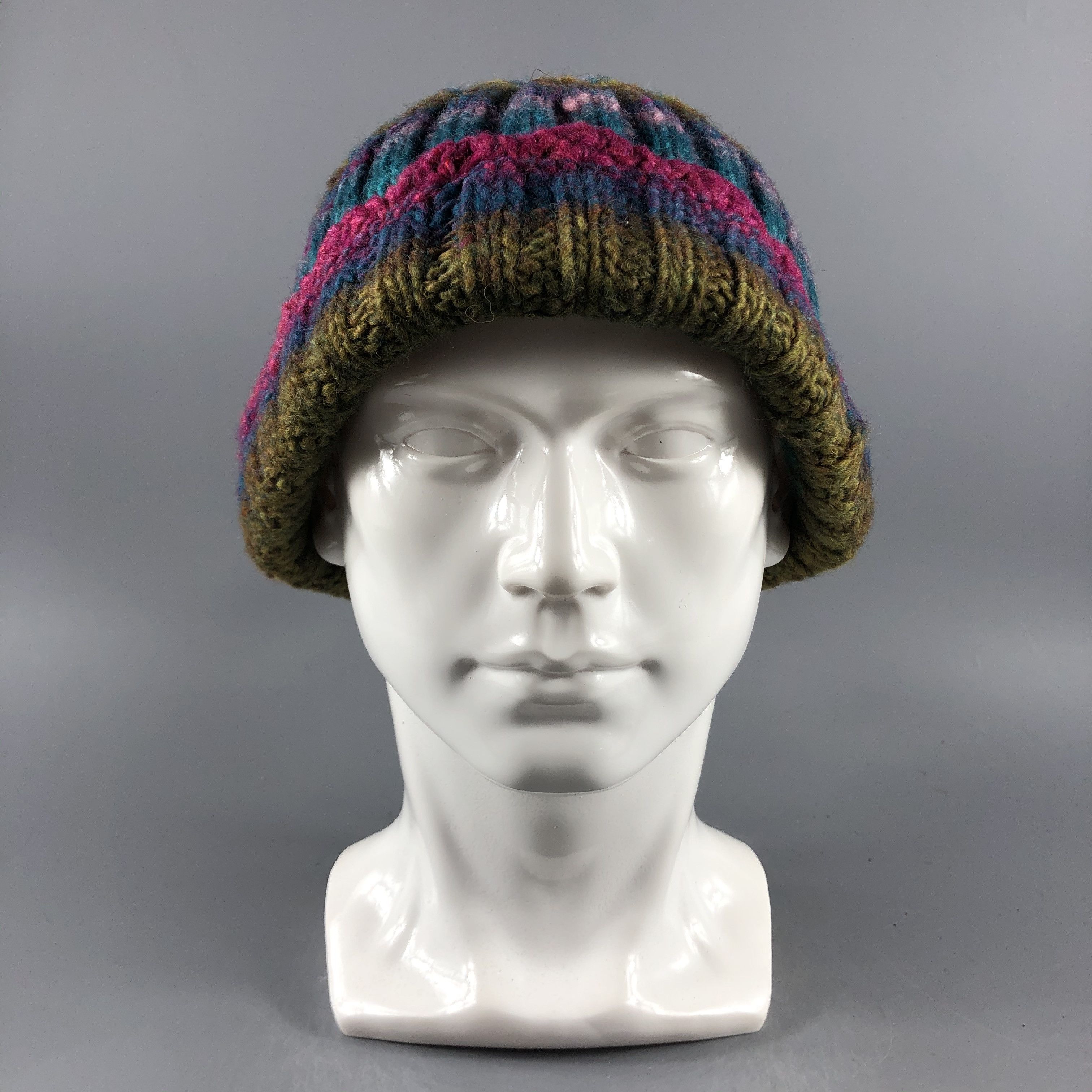 image of Vintage Womens Multicolor Fisherman Beanie Snow Hat Snow Cap -D297