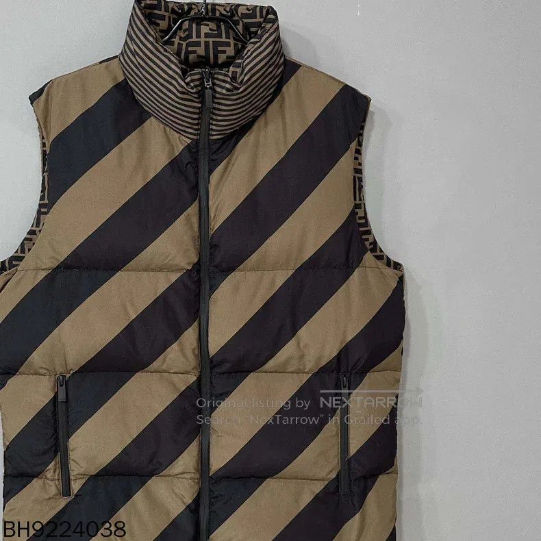 Fendi Fendi Reversible printed puffer vest Size US M / EU 48-50 / 2 - 2 Thumbnail