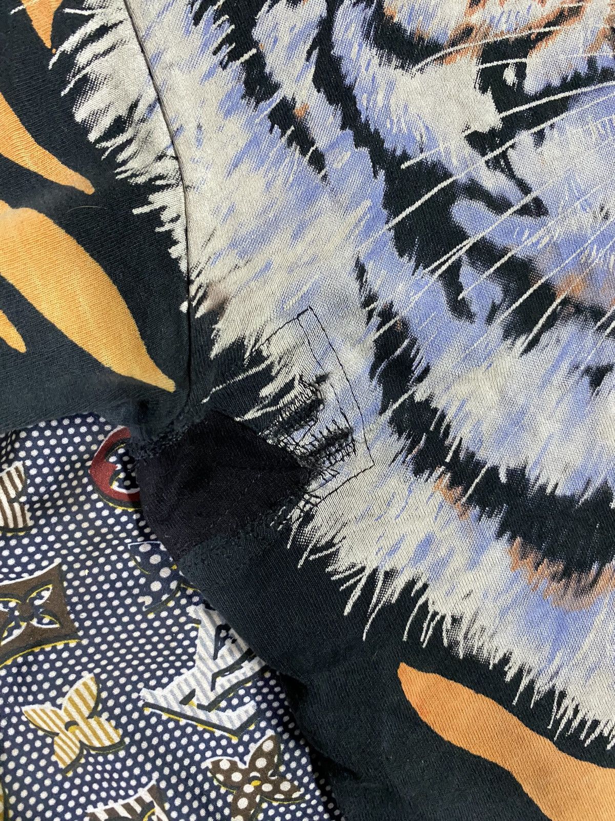 Vintage tiger AOP newest Liquid Blue Tee