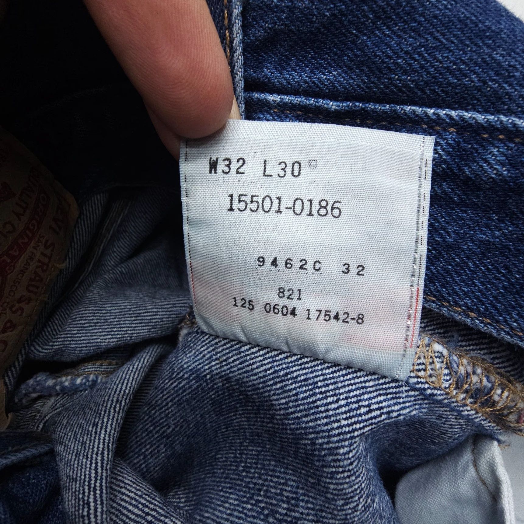 Levi's VINTAGE Levi's 501 Jeans Denim Button Fly 32 x 29 Adult Regular Dark Blue 90s USA Mens Size US 32 / EU 48 - 5 Thumbnail