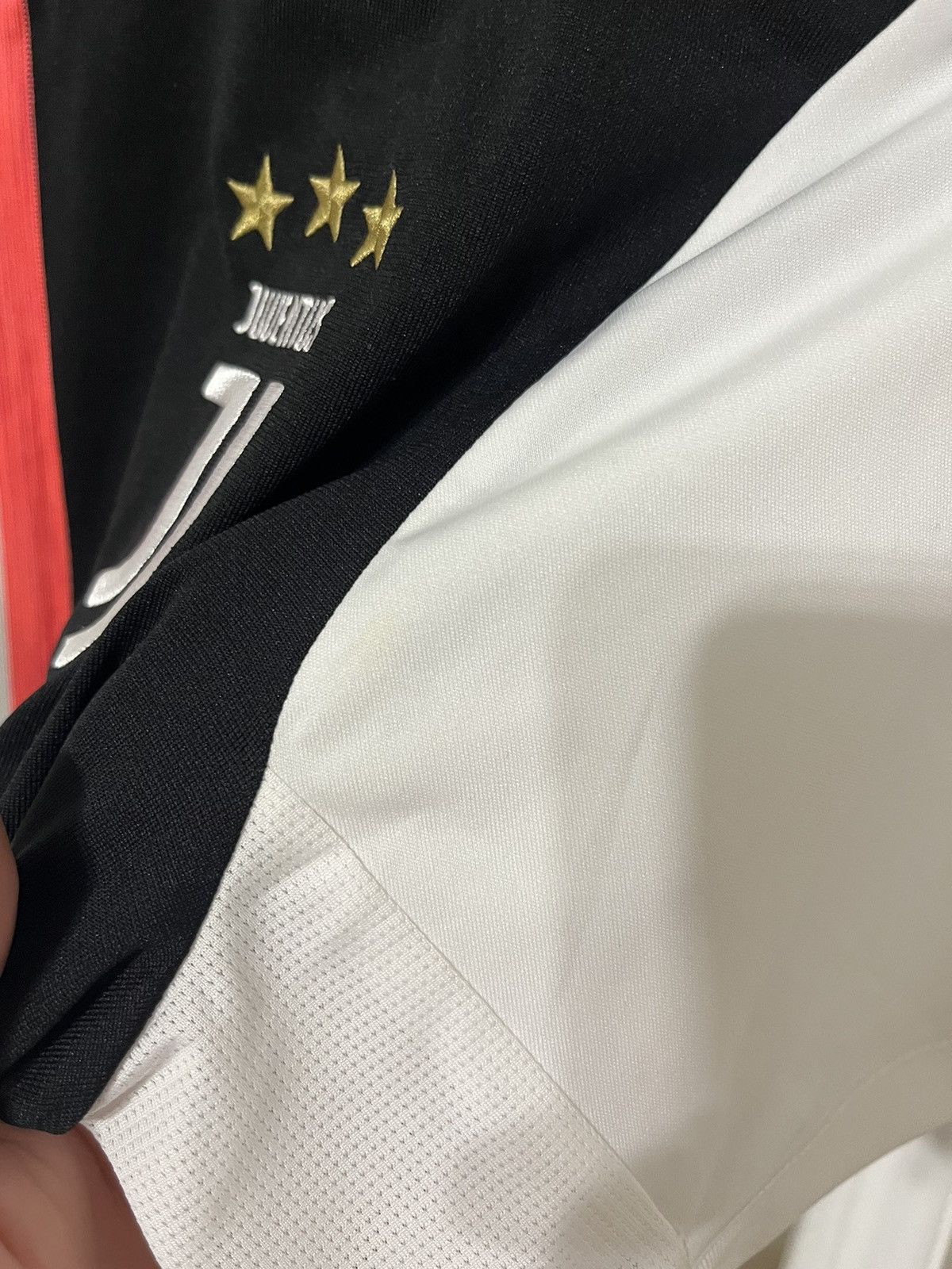 Other Adidas Juventus 18/19 Home Jersey Size US S / EU 44-46 / 1 - 7 Thumbnail