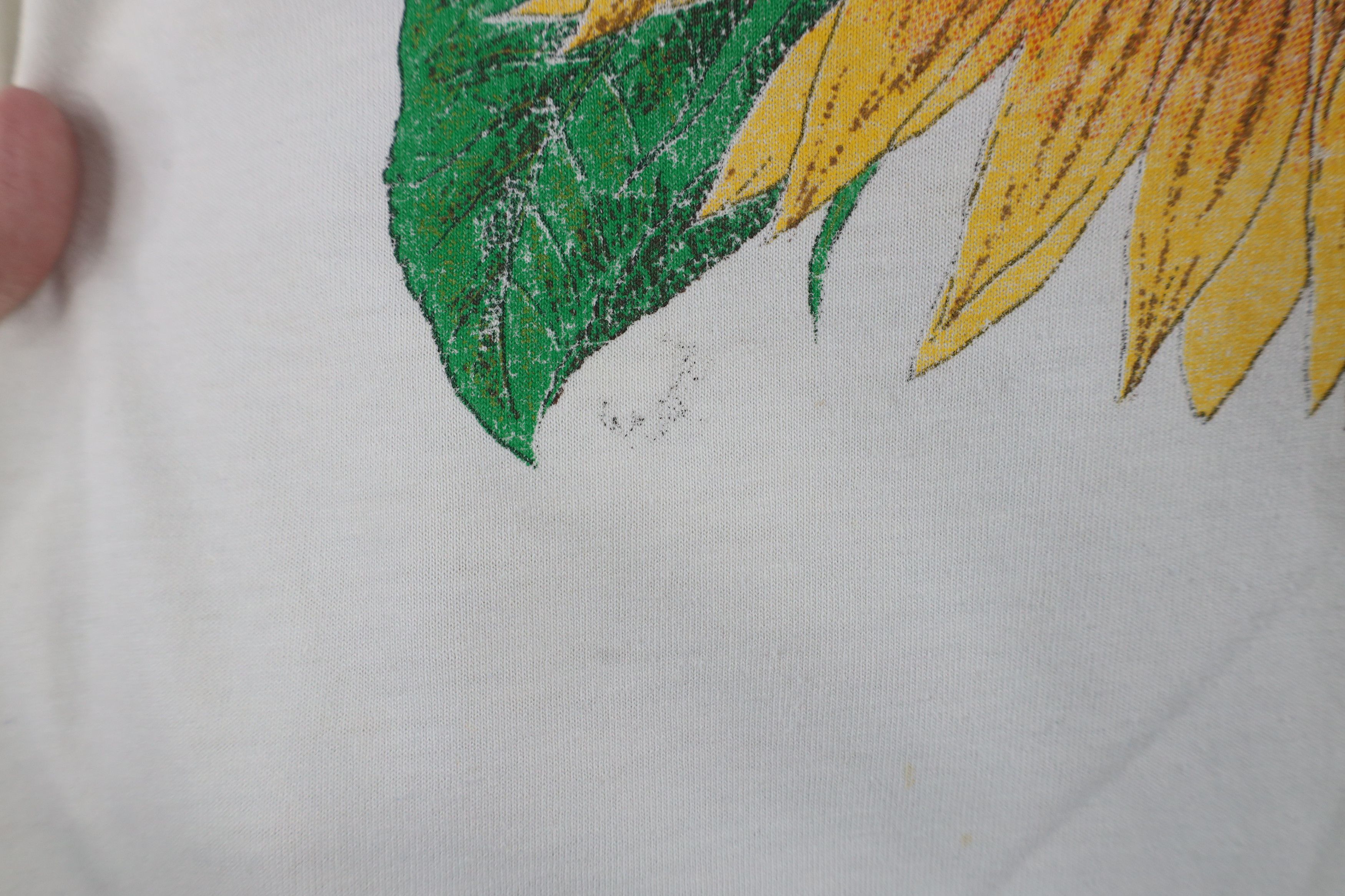 Vintage Vintage 90s Streetwear Nature Sunflower T-Shirt White Size L / US 10 / IT 46 - 5 Thumbnail