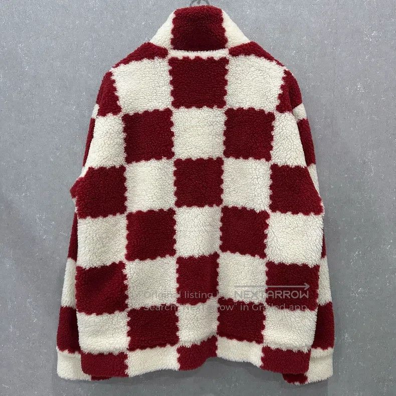 Louis Vuitton Louis Vuitton White and red checkerboard teddy jacket Size US XXL / EU 58 / 5 - 2 Thumbnail