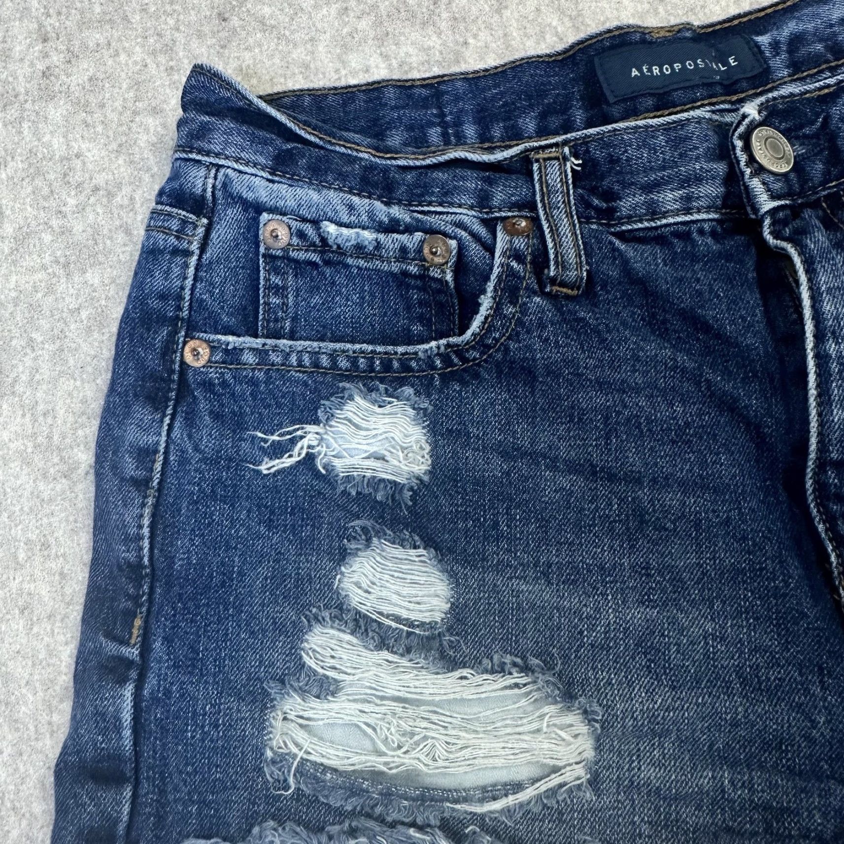 Vintage Aéropostale Booty Shorts Womens 4 Blue Distressed Denim Frayed On Trend Denim Shorts Women 4 blue distressed girlfriend party beach casual Size 27" / US 4 / IT 40 - 3 Thumbnail