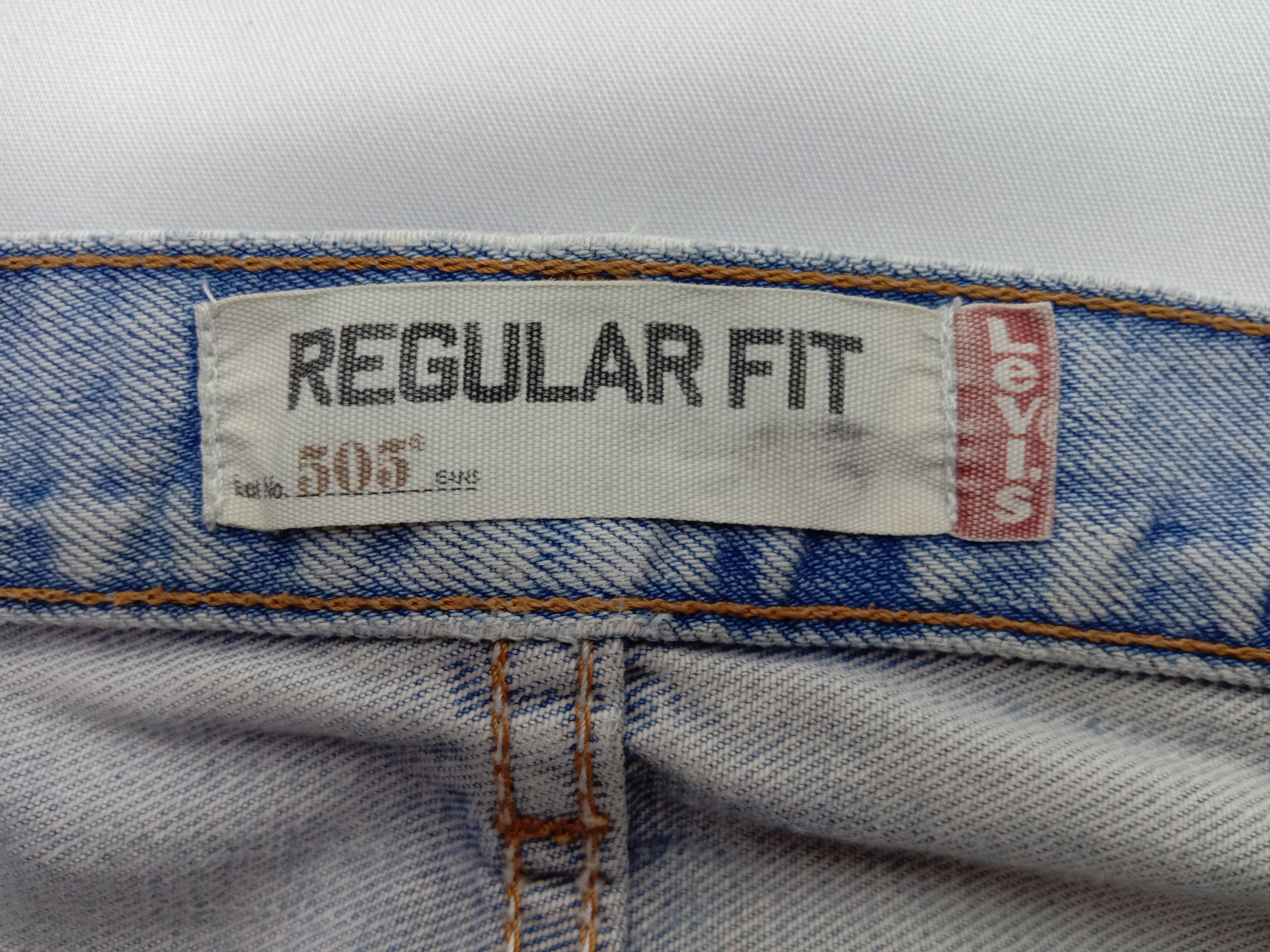 Levi's Vintage Levi's 505 Jeans Light Wash Distressed Denim Size US 32 / EU 48 - 11 Thumbnail