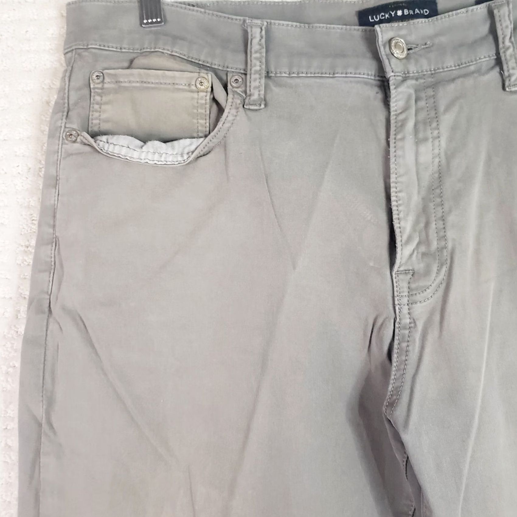 Lucky Brand Lucky Brand 410 Pants Mens 38x30 Gray Athletic Slim Stretch Chino Casual 5-Pocket Zipper Jeans Size US 38 / EU 54 - 3 Thumbnail