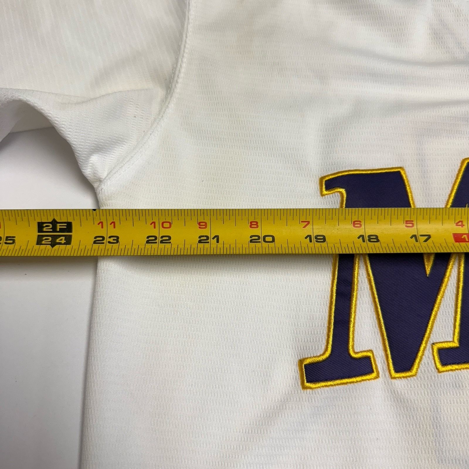 Other Mamba Kobe Bryant Baseball Jersey 8 24 White Large 23x29 Size US L / EU 52-54 / 3 - 14 Thumbnail