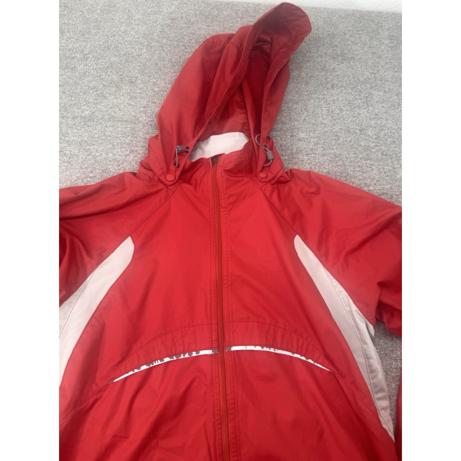 Nike VINTAGE Nike ACG Outer Layer 3 Jacket Windbreaker Regular Size Small Red Nylon Lightweight Full Zip Adults Mens Size US S / EU 44-46 / 1 - 2 Thumbnail