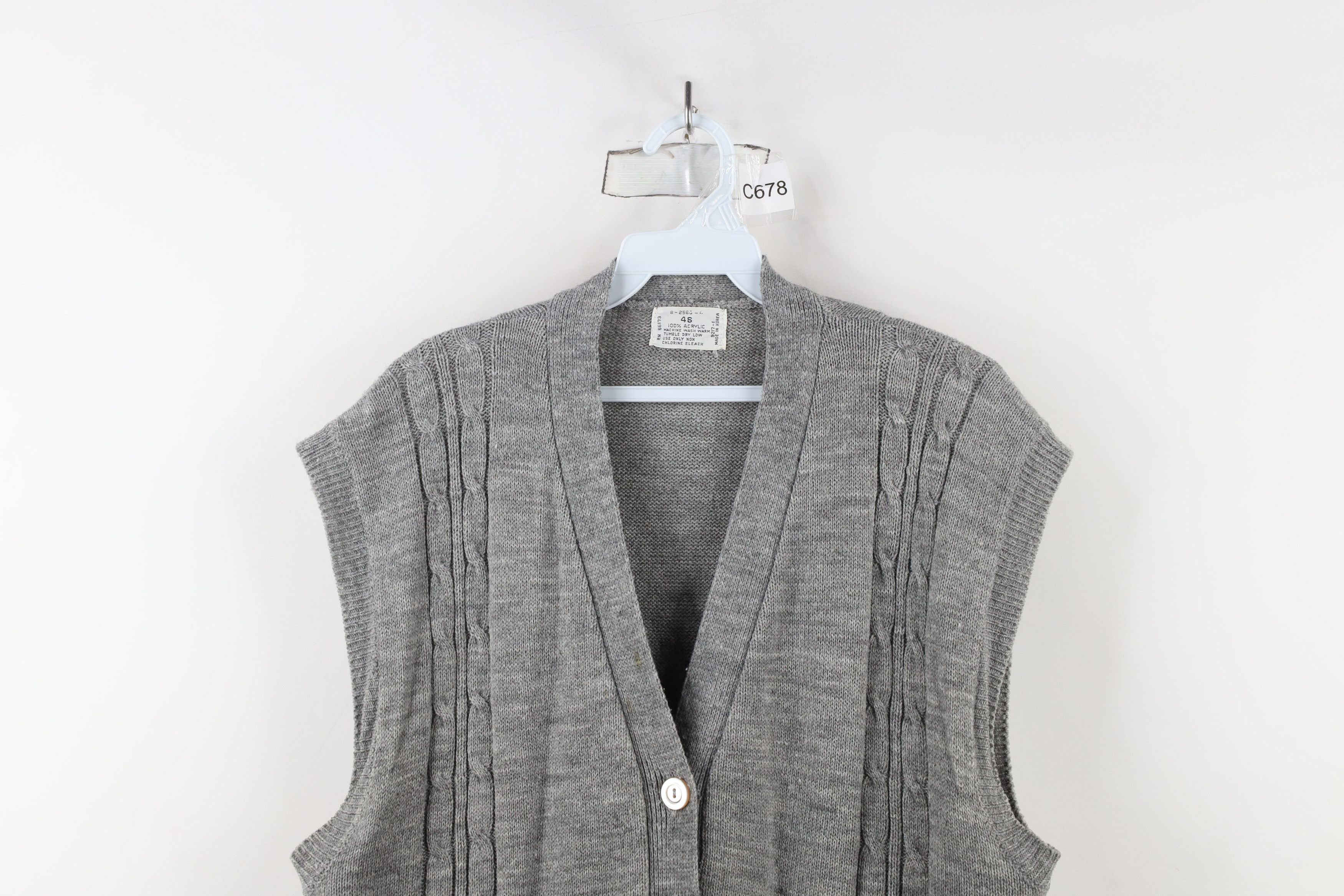 Vintage Vintage 70s Streetwear Chunky Cable Knit Sweater Vest Gray Size XL / US 12-14 / IT 48-50 - 2 Thumbnail