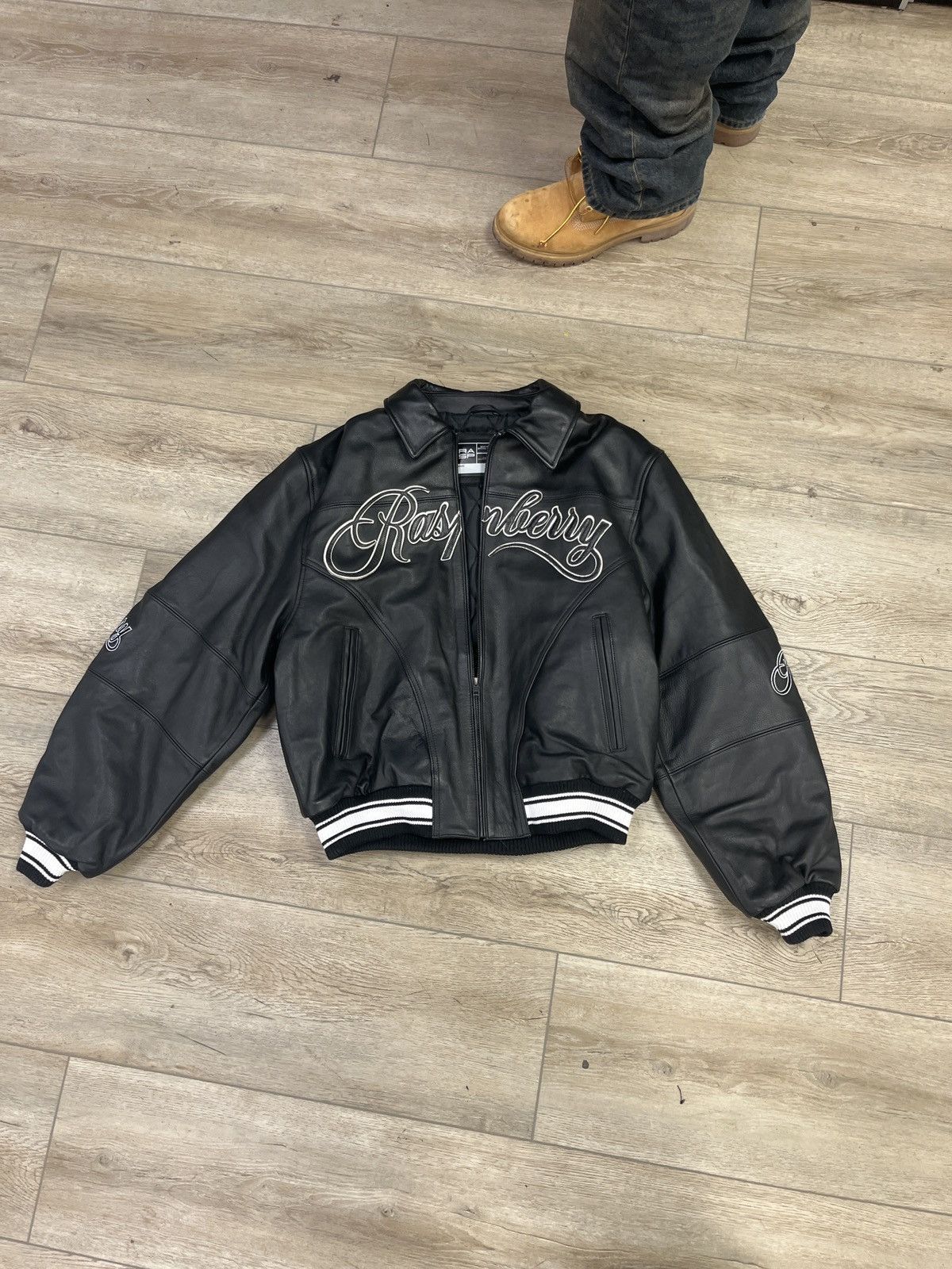 The GV Gallery Th GV Gallery black leather jacket size small Size US S / EU 44-46 / 1 - 2 Thumbnail