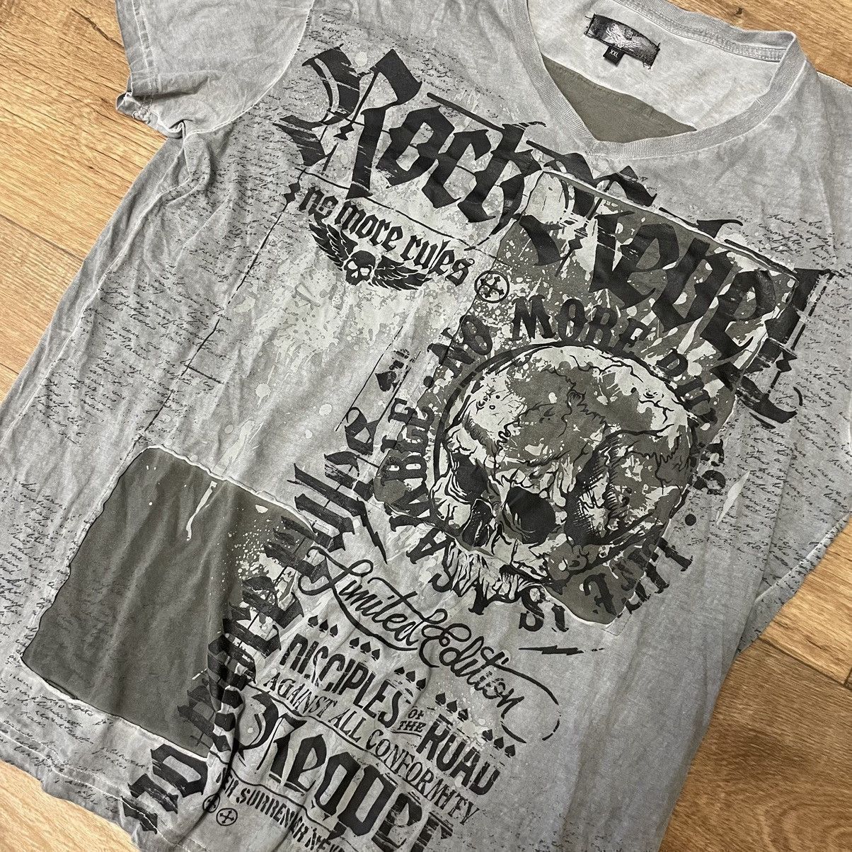 Japanese Brand Vintage Affliction Rock Rebel skull t-shirt Size US L / EU 52-54 / 3 - 2 Thumbnail