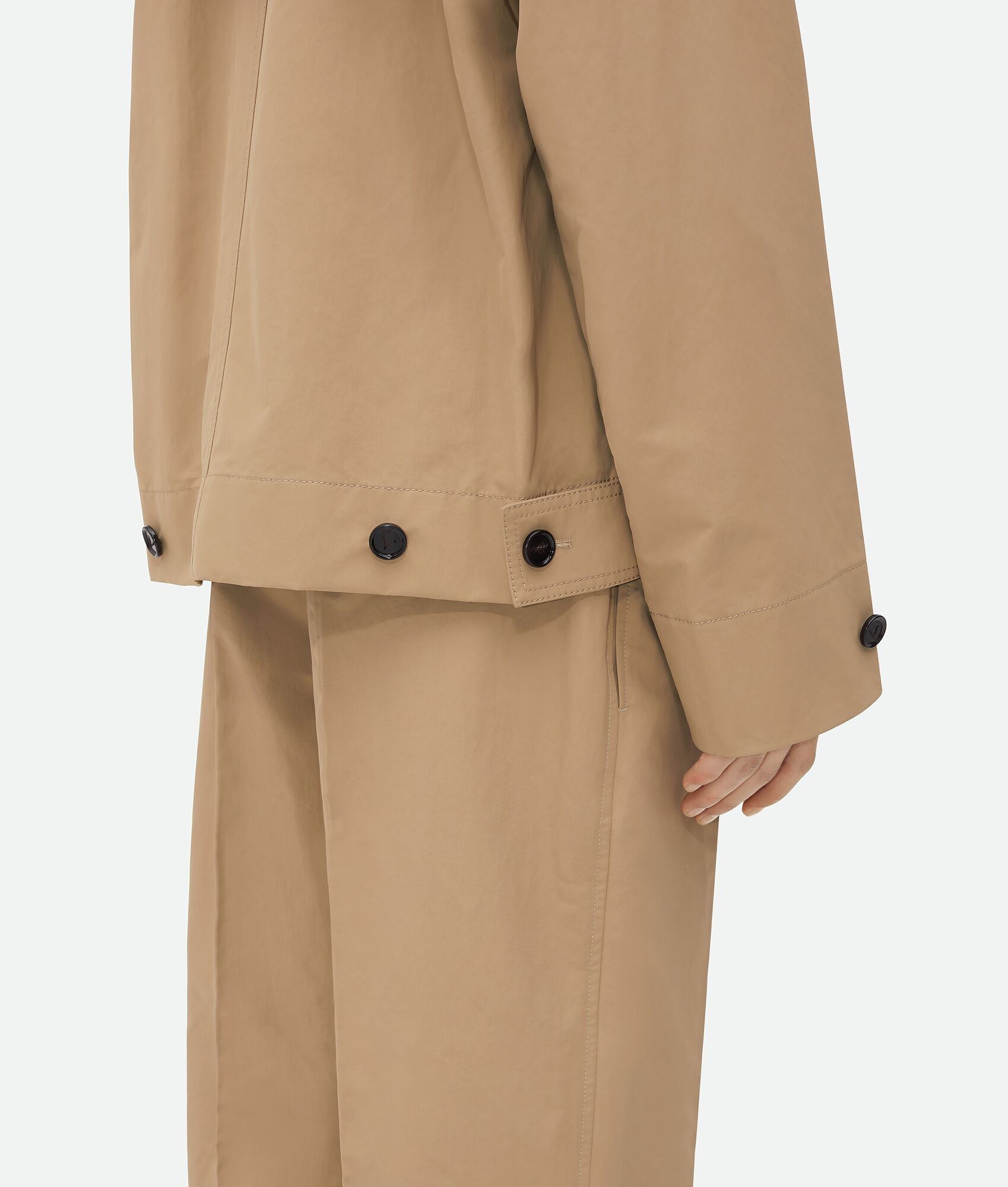 Bottega Veneta o1w1db10825 Tech Cotton Blouson Jacket Desert Taupe/Oatmeal Size US L / EU 52-54 / 3 - 5 Thumbnail