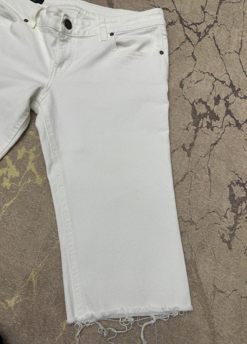 Gucci Luxury Gucci Denim Short Pants Bermudas Size 44 IT 31 32 in Size US 28 / EU 44 - 19 Thumbnail