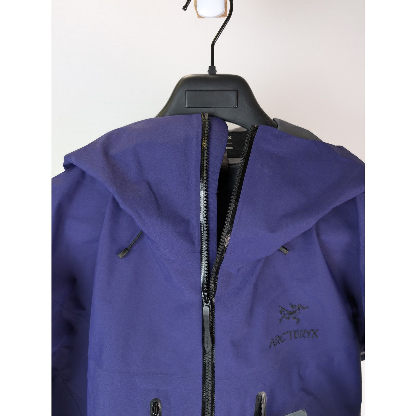 Arc'teryx o1rshd1 Alpha SV Jacket in Soulsonic / Black Size US XL / EU 56 / 4 - 7 Thumbnail