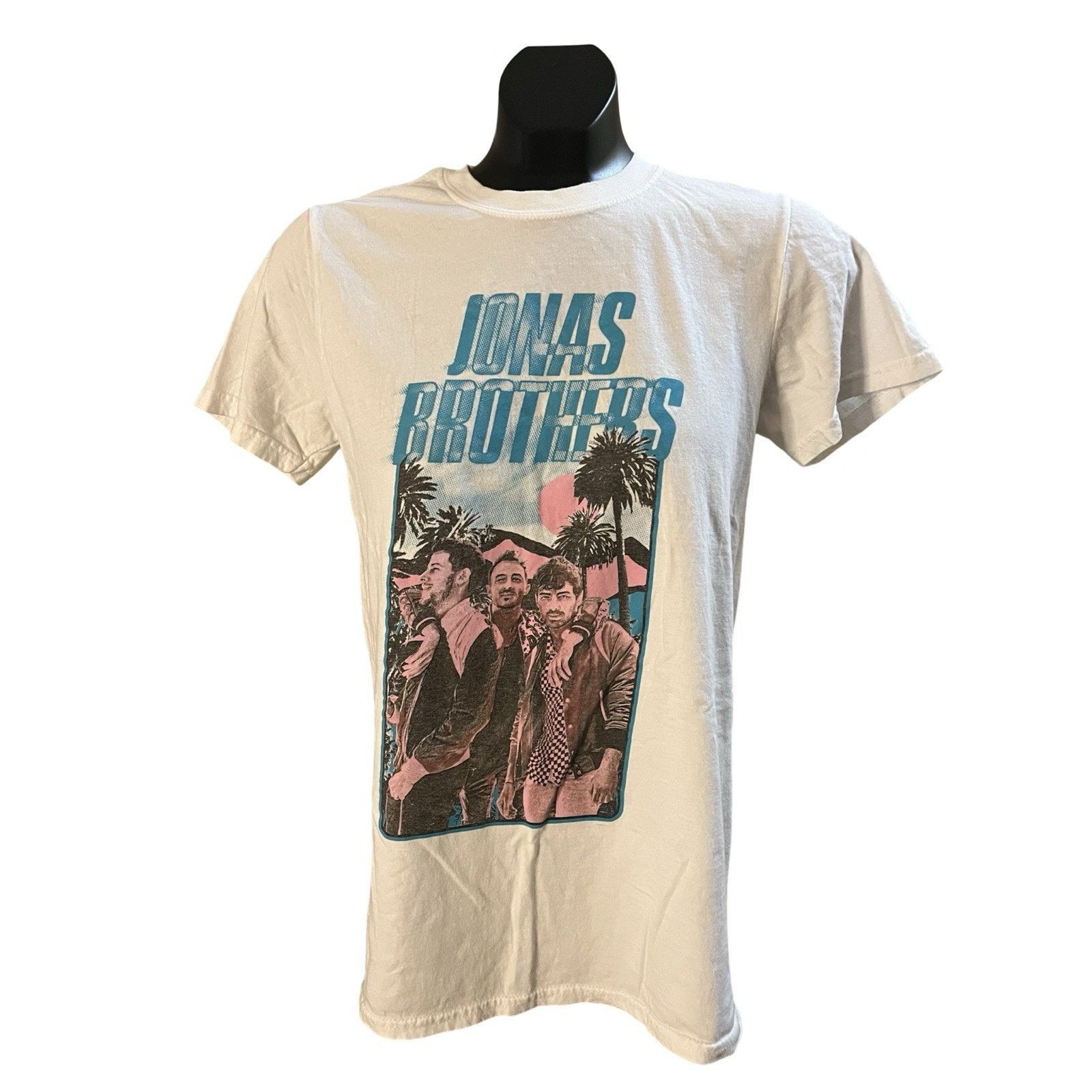 Gildan Jonas Brothers Tour Graphic Tee – Size S Size S / US 4 / IT 40 - 1 Thumbnail