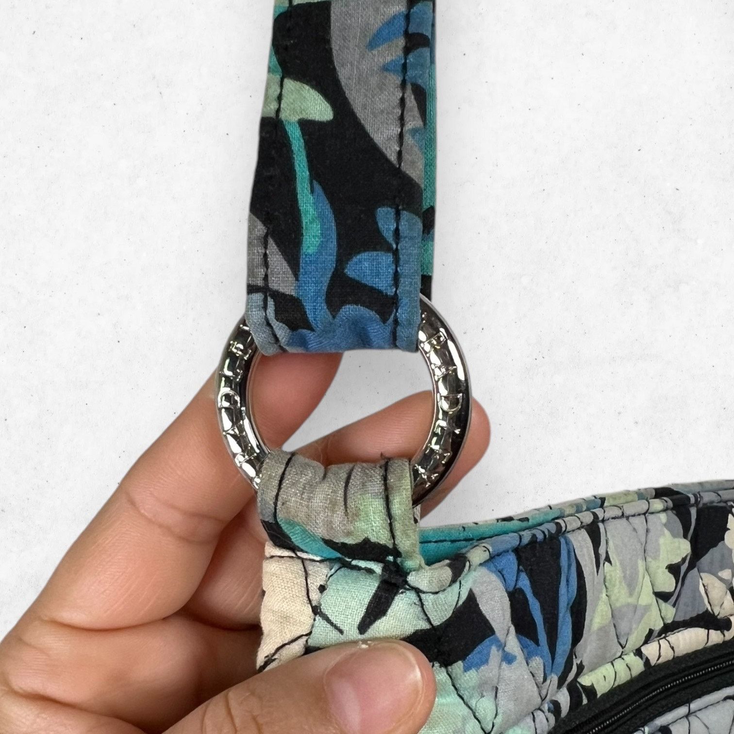 Vera Bradley Vera Bradley "Camo Floral" Retired Pattern Cross-body Bag Size ONE SIZE - 9 Thumbnail