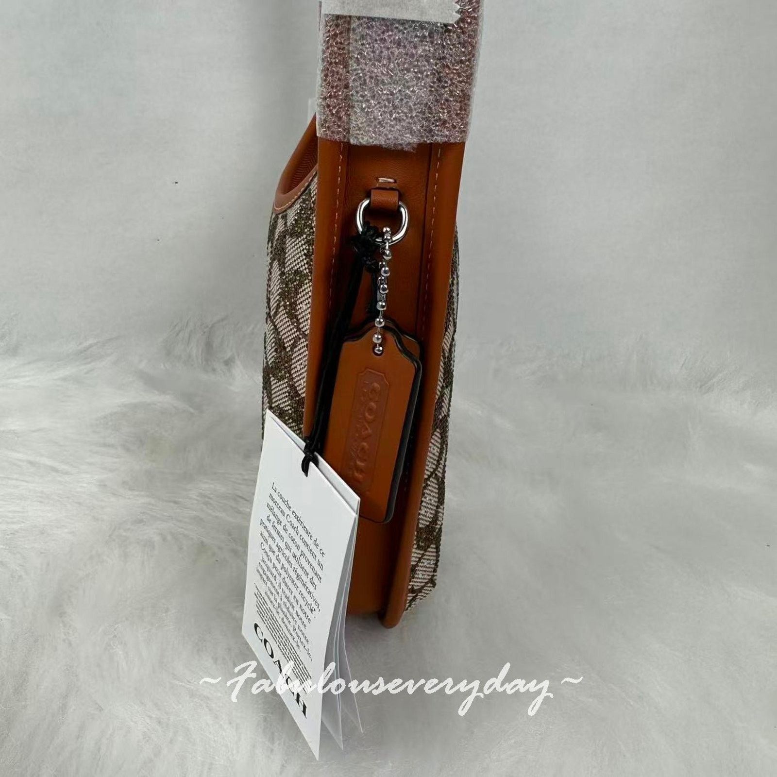 Coach COACH Crystal Curve Zip Shoulder Jacquard/Burnished Amber Size ONE SIZE - 3 Thumbnail