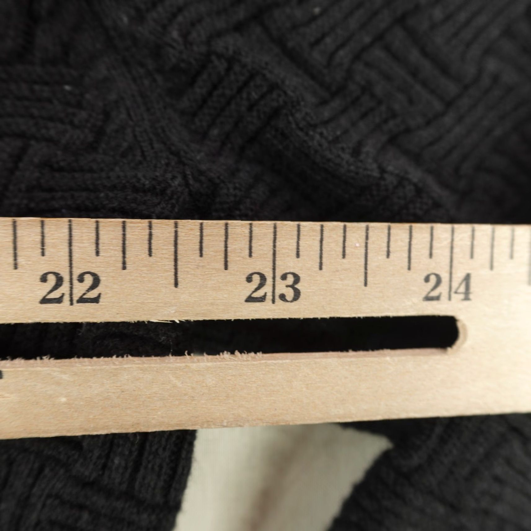 Karl Lagerfeld VINTAGE Karl Lagerfeld Sweater Mens XL Crewneck Knit Pullover Black Geometric Waffle-Knit Classic 90s Style Size US XL / EU 56 / 4 - 7 Thumbnail