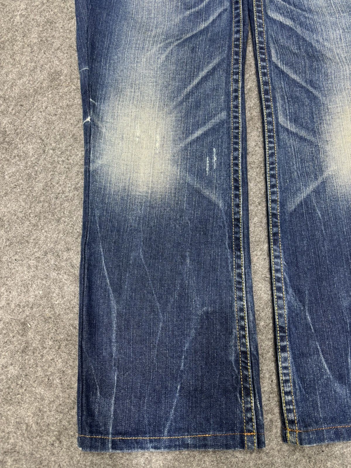 Japanese Brand 💥Sick Design💥Rare The Red Pepper Indian Low Rise Denim F638 Size US 32 / EU 48 - 8 Thumbnail