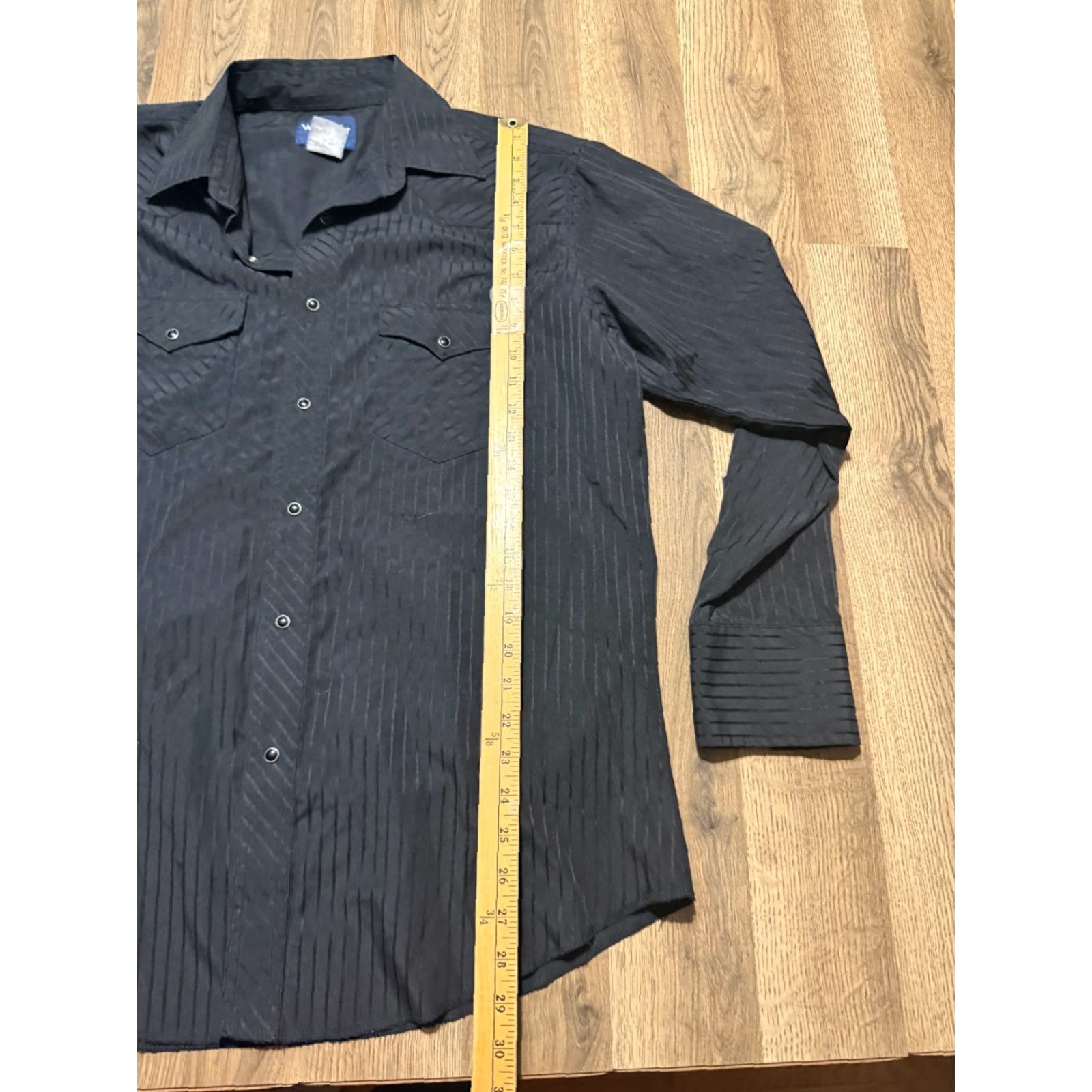 Wrangler VINTAGE Wrangler Shirt Mens L Black Long Sleeve Button Up Pockets Western Button Up Shirt? Size US L / EU 52-54 / 3 - 7 Thumbnail
