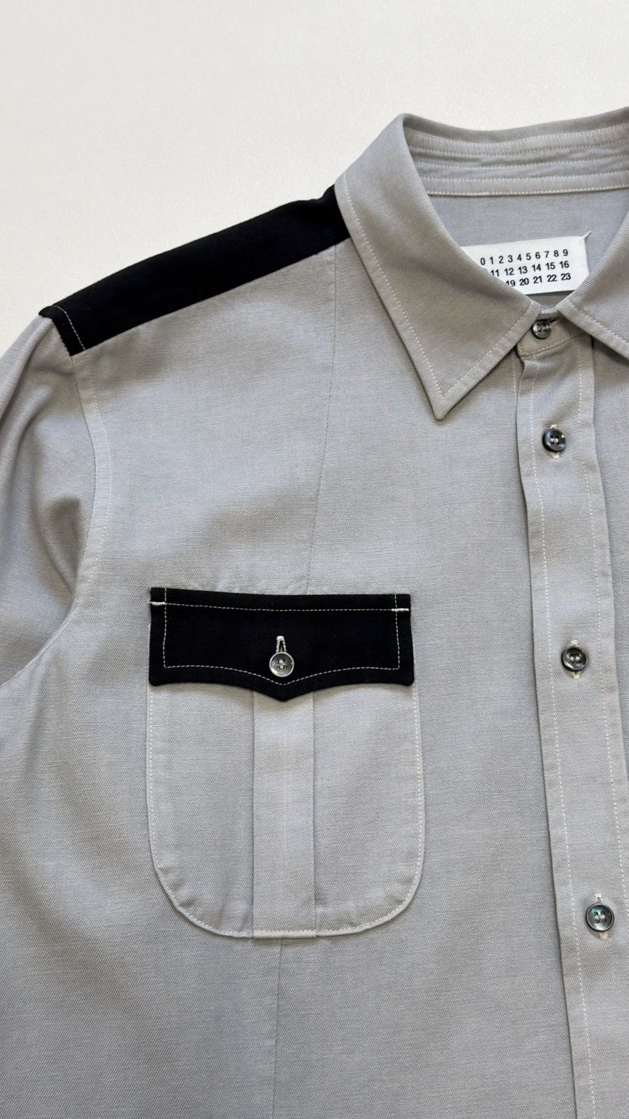 Maison Margiela A/W 11 Sample Light Grey Cotton Western Shirt Size US M / EU 48-50 / 2 - 7 Thumbnail