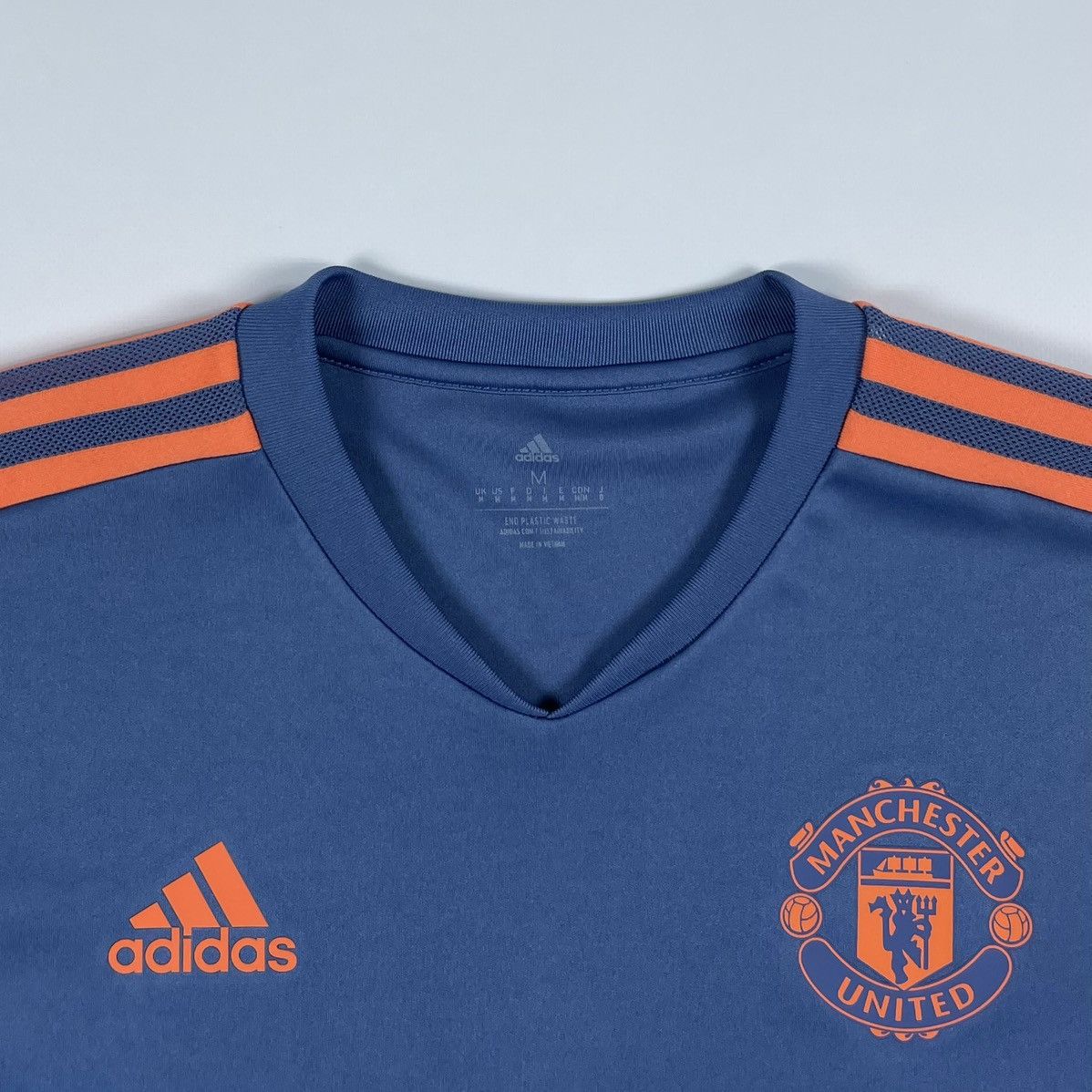 Adidas Adidas Manchester United Soccer Jersey Size US M / EU 48-50 / 2 - 4 Thumbnail