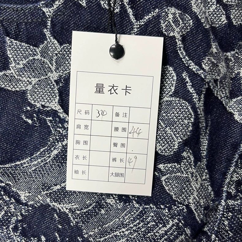 Louis Vuitton Louis Vuitton 24 Black Floral Print Button Mid Rise Straigh Size US 34 / EU 50 - 6 Thumbnail