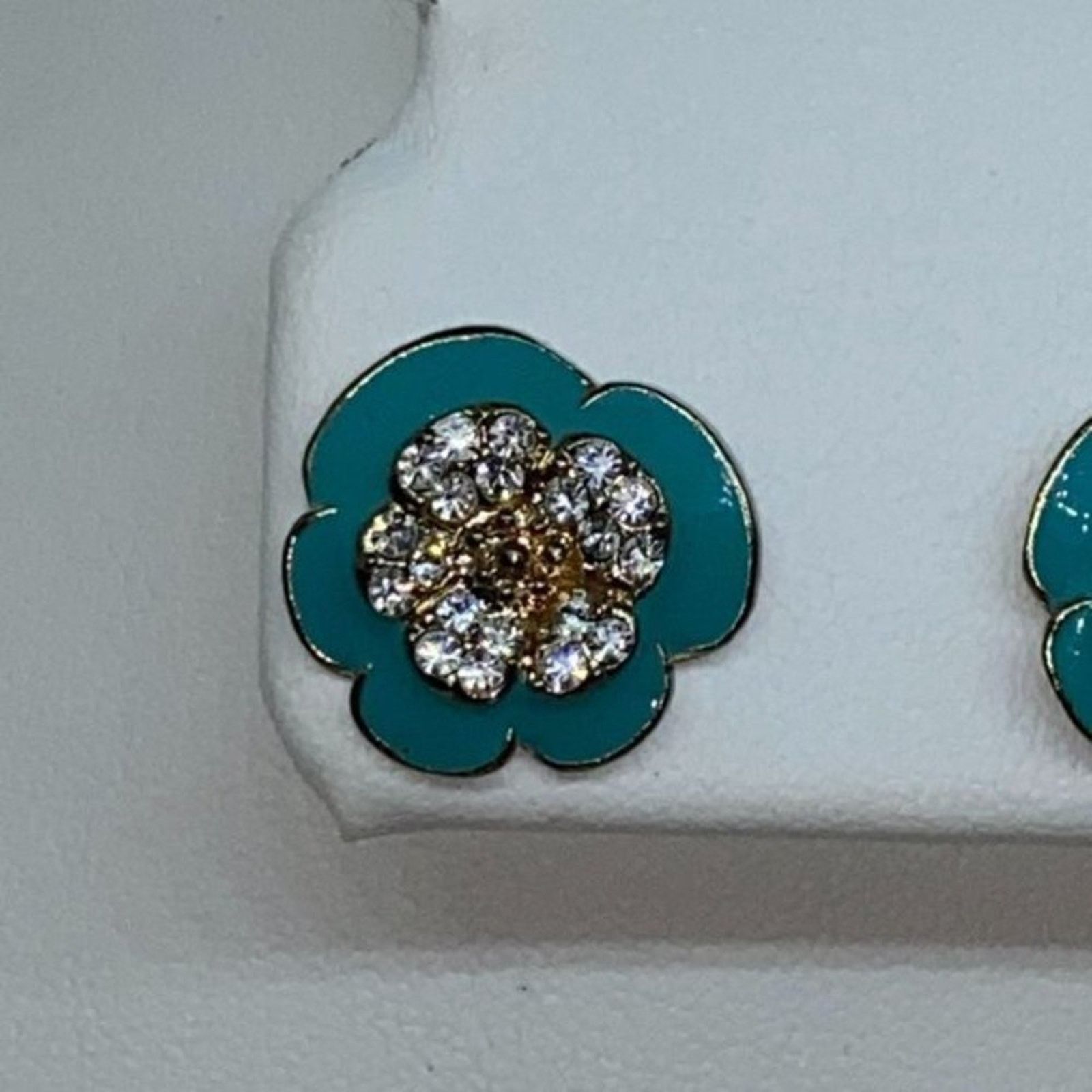 Handmade Gold-Tone Blue Clear Rhinestone Flower Stud Earrings Size ONE SIZE - 2 Thumbnail