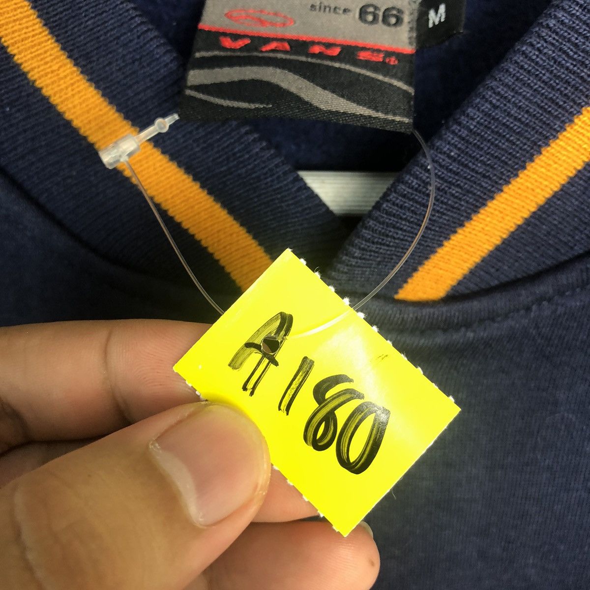 Vans Vans Dark Blue shirt #A180 Size US M / EU 48-50 / 2 - 11 Thumbnail