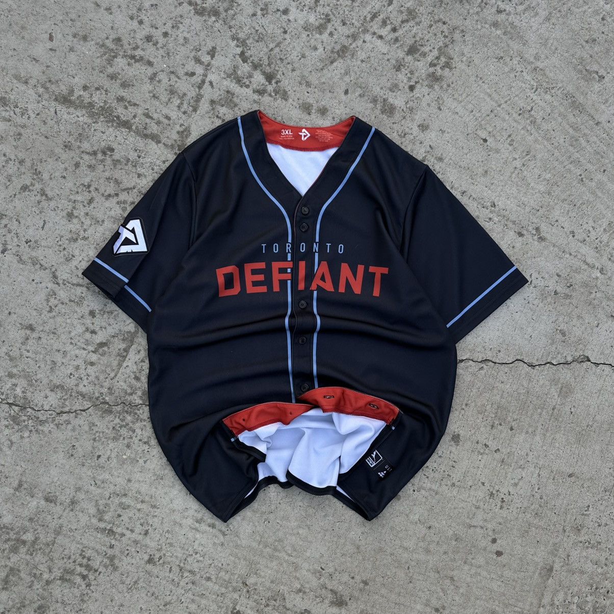City Streets Vintage Japanese Style Toronto Defiant Long Shirt Button Up Size US XXL / EU 58 / 5 - 1 Thumbnail