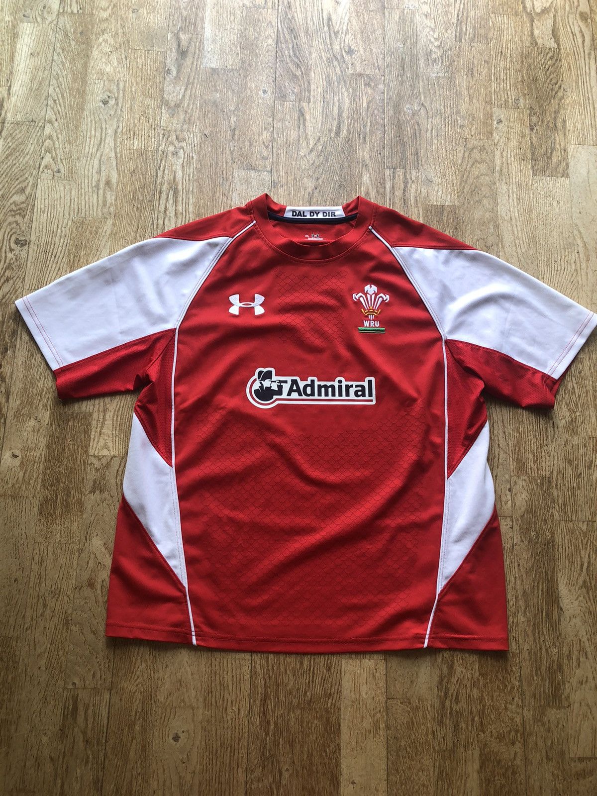 Under Armour VINTAGE WALES RUGBY UNDER ARMOUR JERSEY SHIRT Size US XL / EU 56 / 4 - 1 Thumbnail