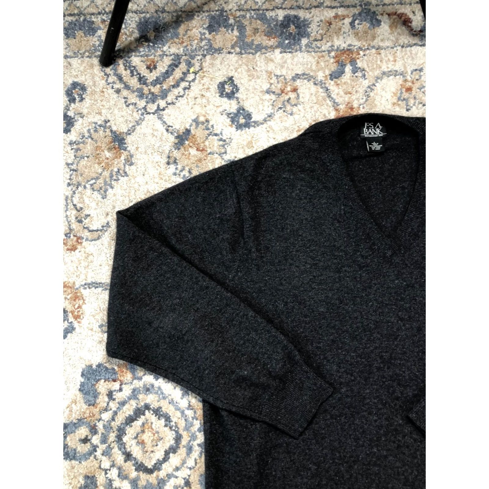 Jos. A. Bank Jos. A. Bank Sweater Mens L Gray 100% Cashmere V-Neck Knit Pullover Lightweight Business Mens Size US L / EU 52-54 / 3 - 3 Thumbnail