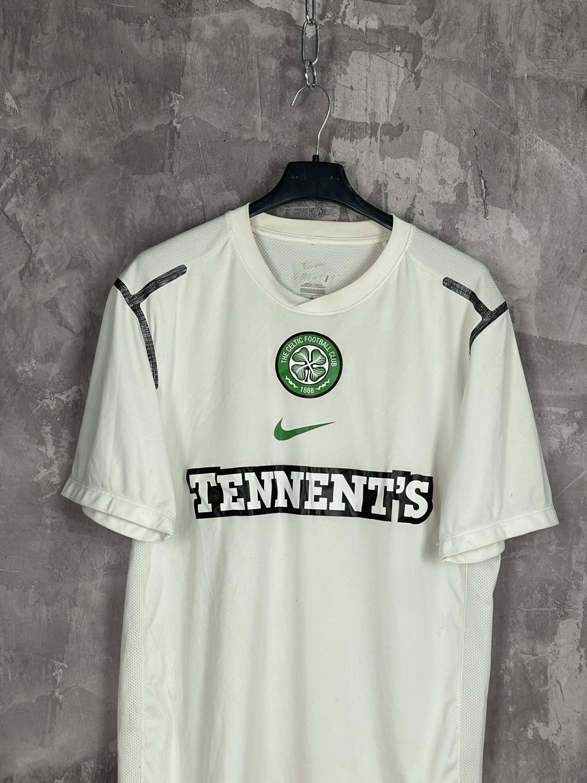 Nike Celtic Nike soccer jersey Tennents football club Size US L / EU 52-54 / 3 - 2 Thumbnail