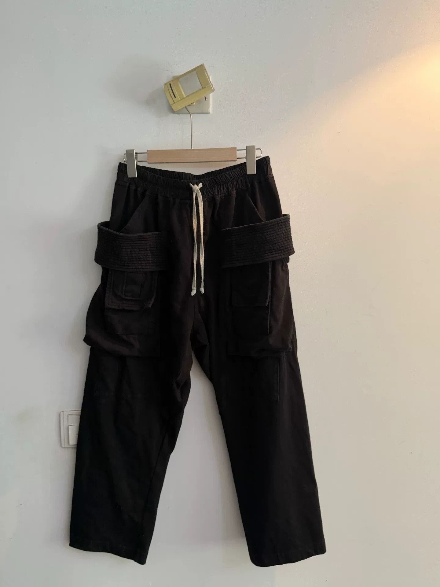 Rick Owens Anthem Cargo Cropped Pants | Grailed