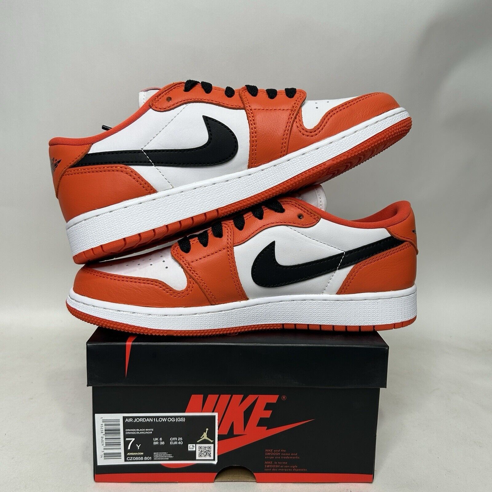 Jordan Brand Nike Air Jordan 1 Low OG GS “Starfish” 2024 Size US 8.5 / IT 38.5 - 3 Thumbnail