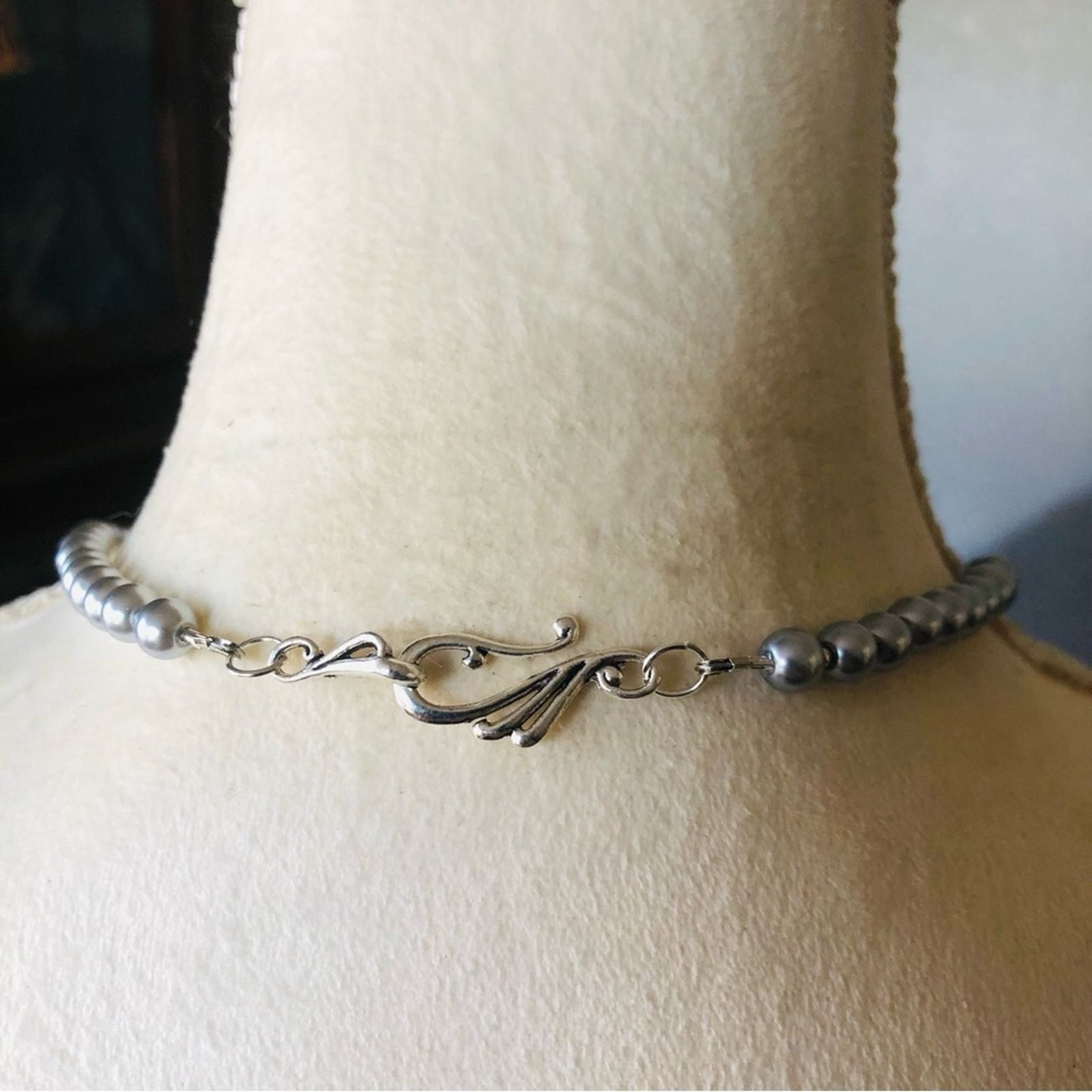 Handmade Handcrafted repurpose large silver filigree Pearl necklace Size ONE SIZE - 7 Thumbnail