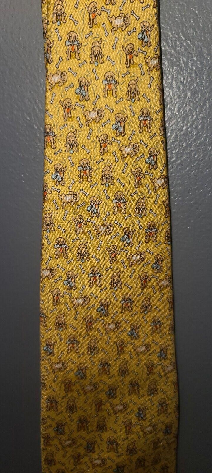Vineyard Vines Vineyard Vines Necktie Yellow Dog Print Doghouse Bone Size ONE SIZE - 2 Thumbnail