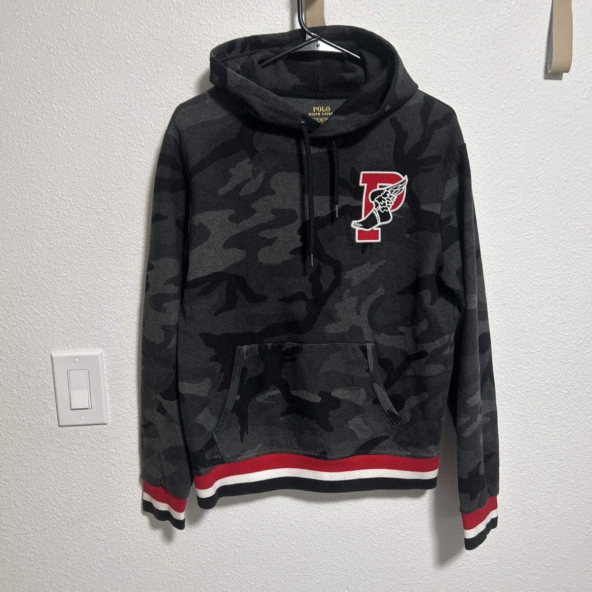 Polo Ralph Lauren Polo Ralph Lauren Men’s P-Wing Stadium Camo Hoodie size s Size US S / EU 44-46 / 1 - 1 Thumbnail