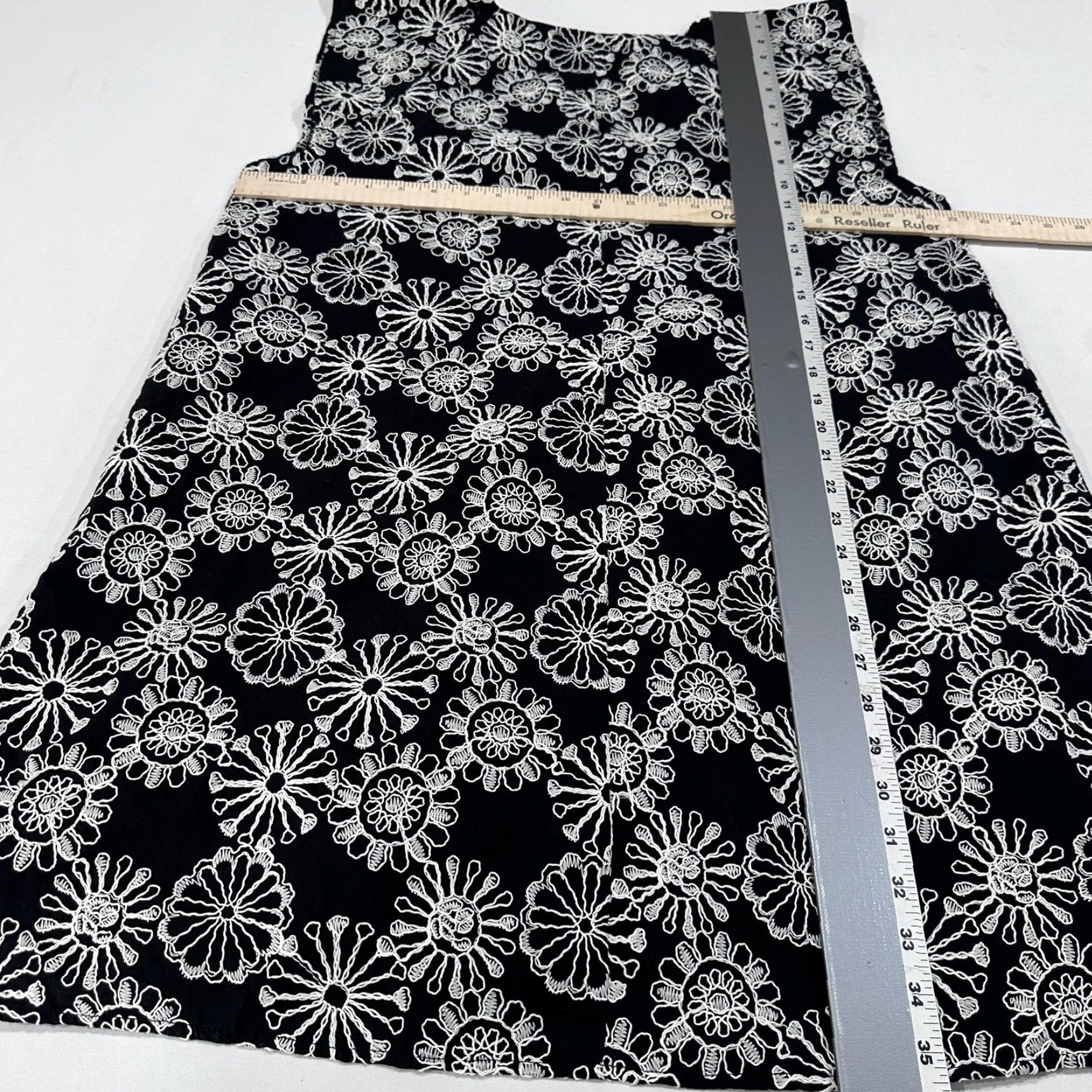 Loft LOFT Dress Womens XL Black Floral Embroidered Knee Length Sleeveless V Neck Fashion Dress Size XL / US 12-14 / IT 48-50 - 7 Thumbnail