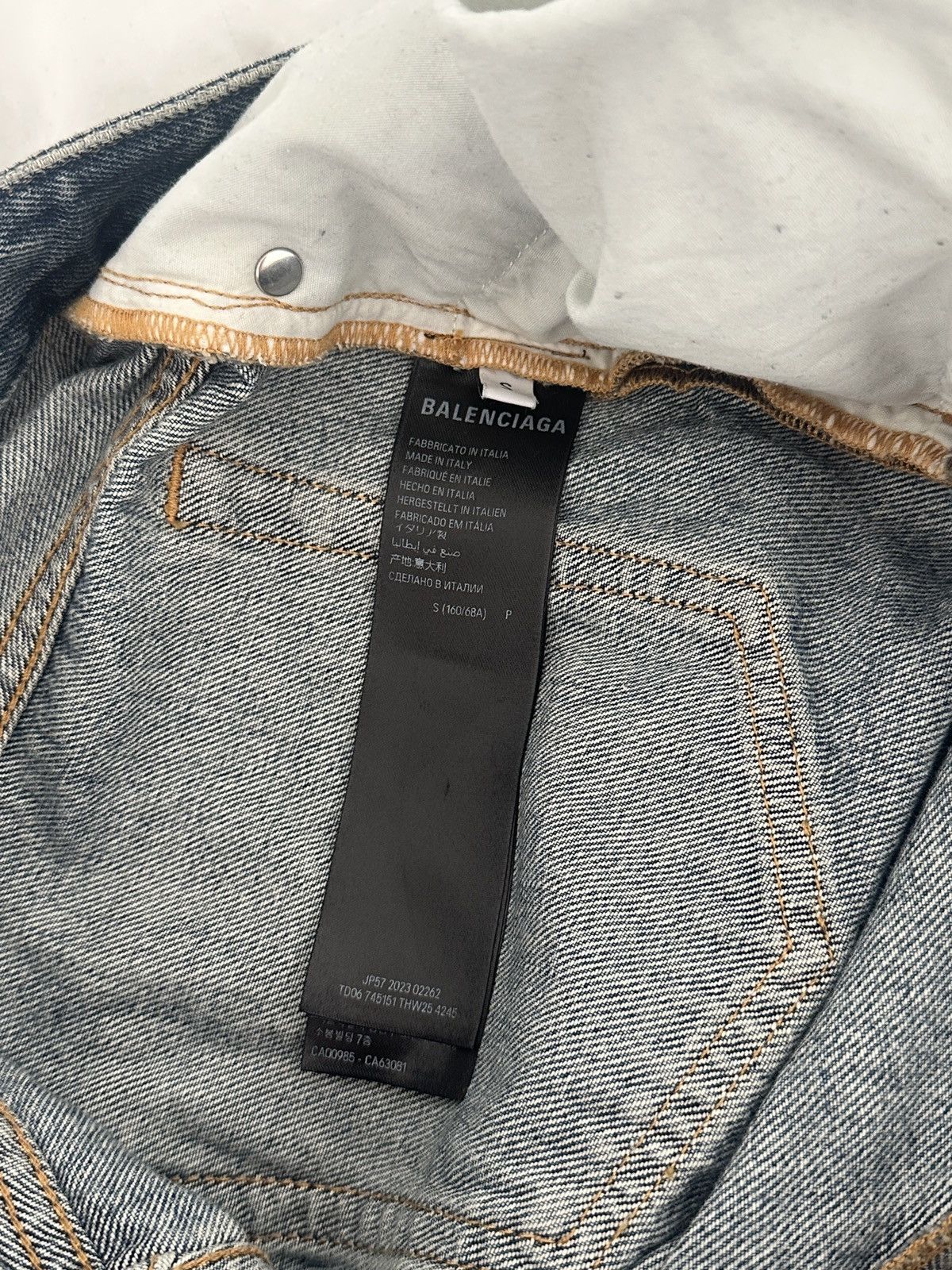 Balenciaga Balenciaga ‘Ripped’ Jeans Sun Bleached Blue Size US 27 - 6 Thumbnail