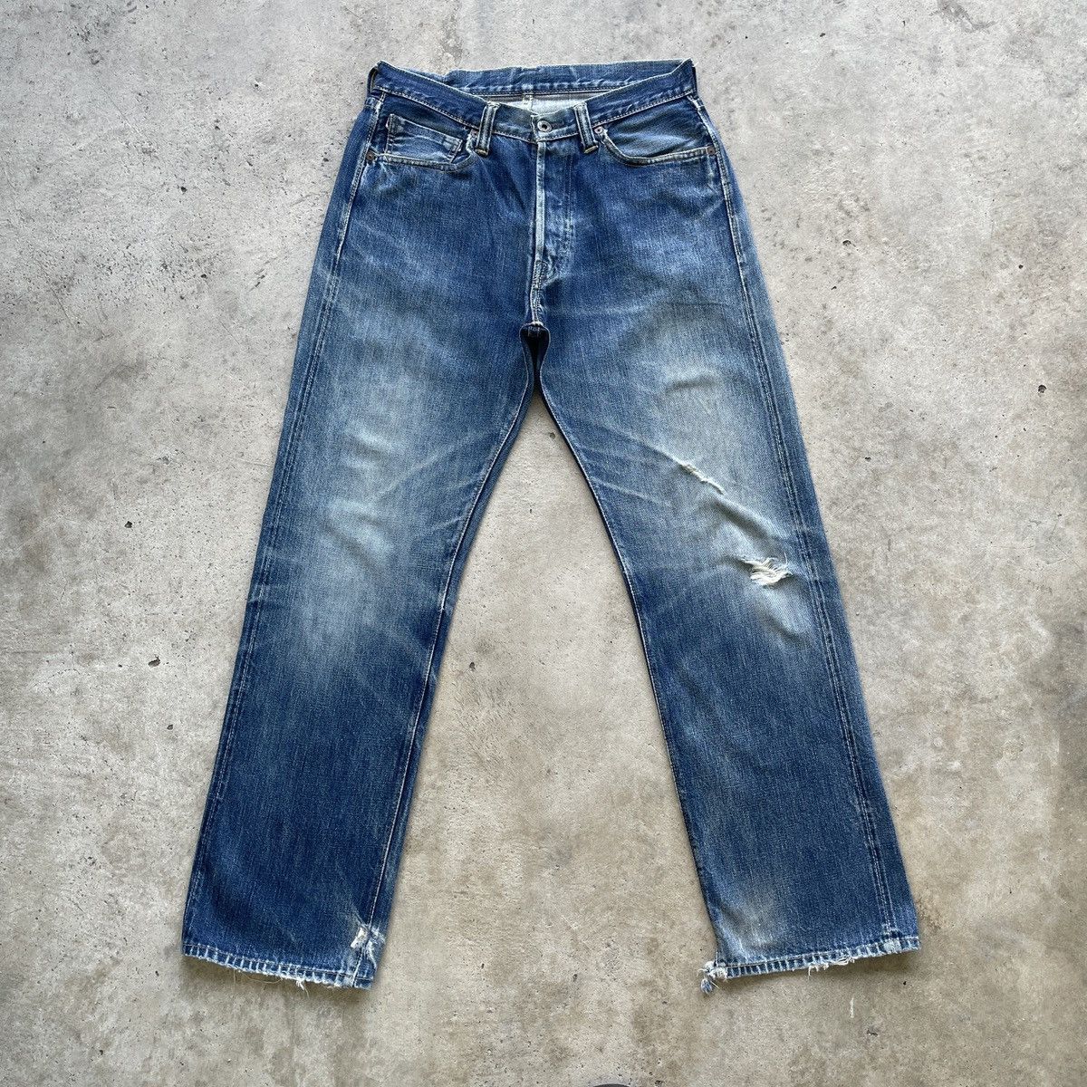 Japanese Brand Vintage Japan Red Line Distressed Denim Faded Jeans Pants Size US 29 - 1 Thumbnail