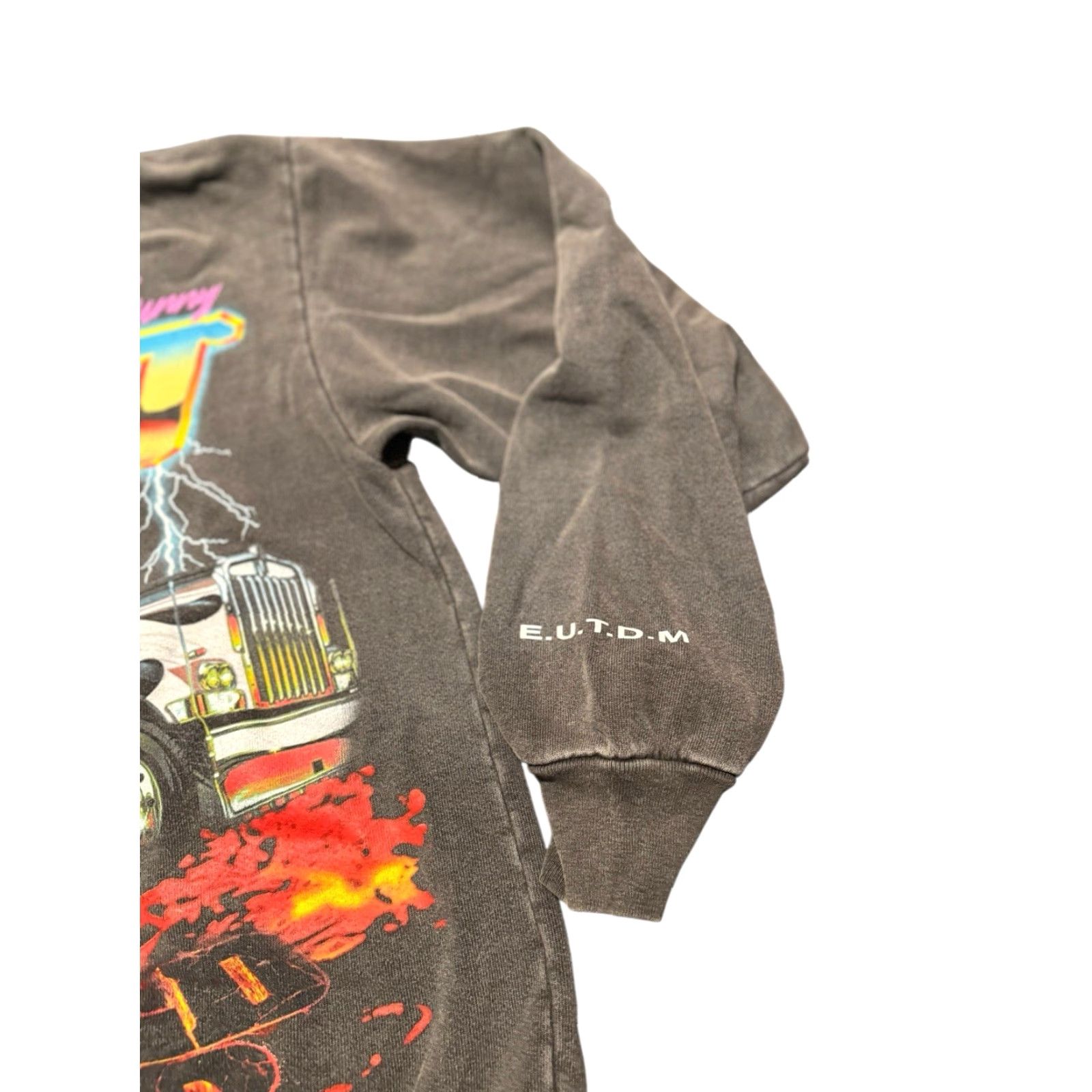 Vintage VINTAGE Bad Bunny El Último Tour Del Mundo 2022 Hoodie Trucker Graphic Size S Black Unisex Adults Cotton Pullover Graphic Print Skull Mens Size US S / EU 44-46 / 1 - 7 Thumbnail