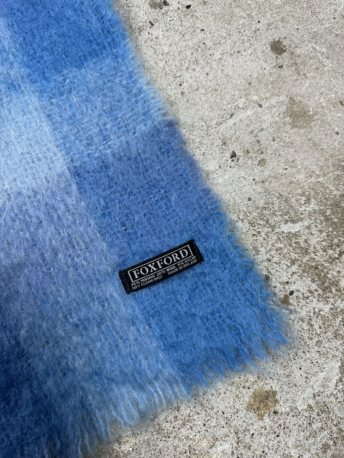 If Six Was Nine × Le Grande Bleu (L.G.B.) × Vintage Vintage 90s Mohair & Wool Baby Blue Scarf Muffler Size ONE SIZE - 3 Thumbnail