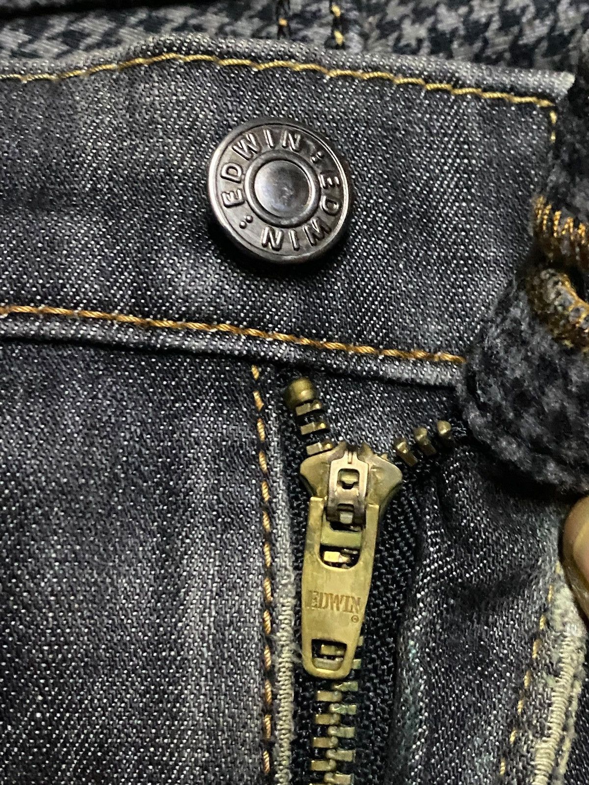 Japanese Brand Vintage Japanese Brand Edwin 403 Distressed Loose Jeans Size US 32 / EU 48 - 9 Thumbnail